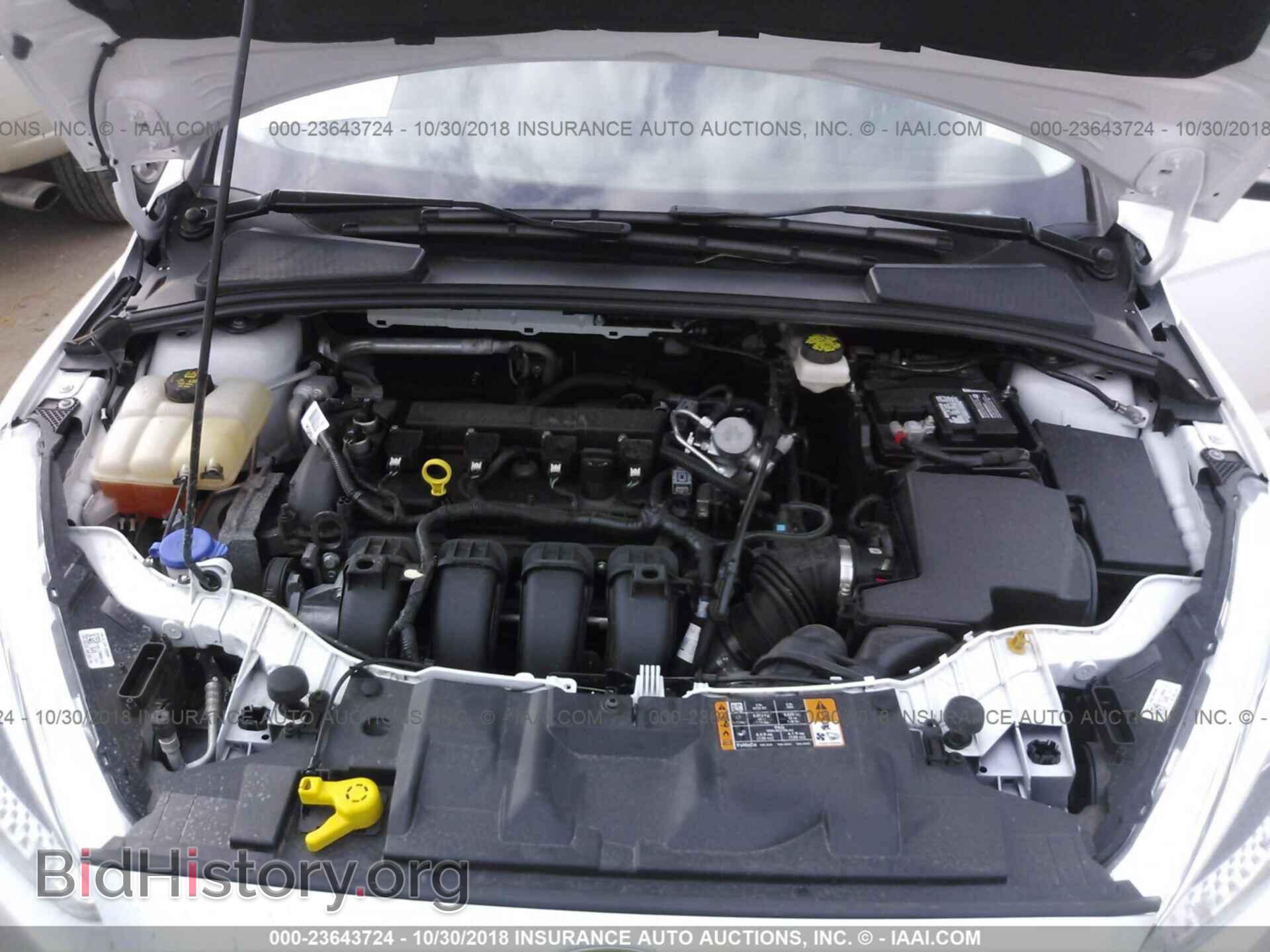 2017 Ford Focus - VIN: 1FADP3K23HL232783 - Photo 10