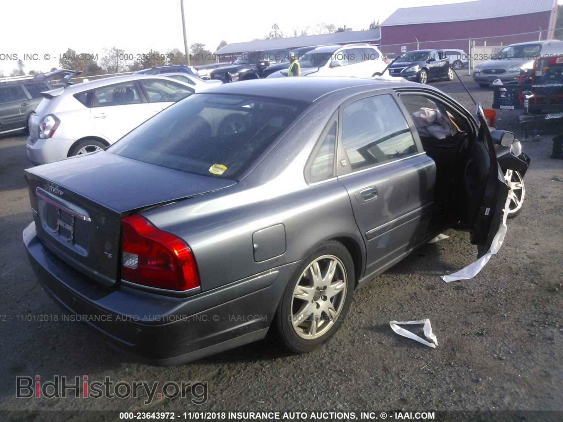 2004 VOLVO S80 - VIN: YV1TR91Z441362749 - Фото 4