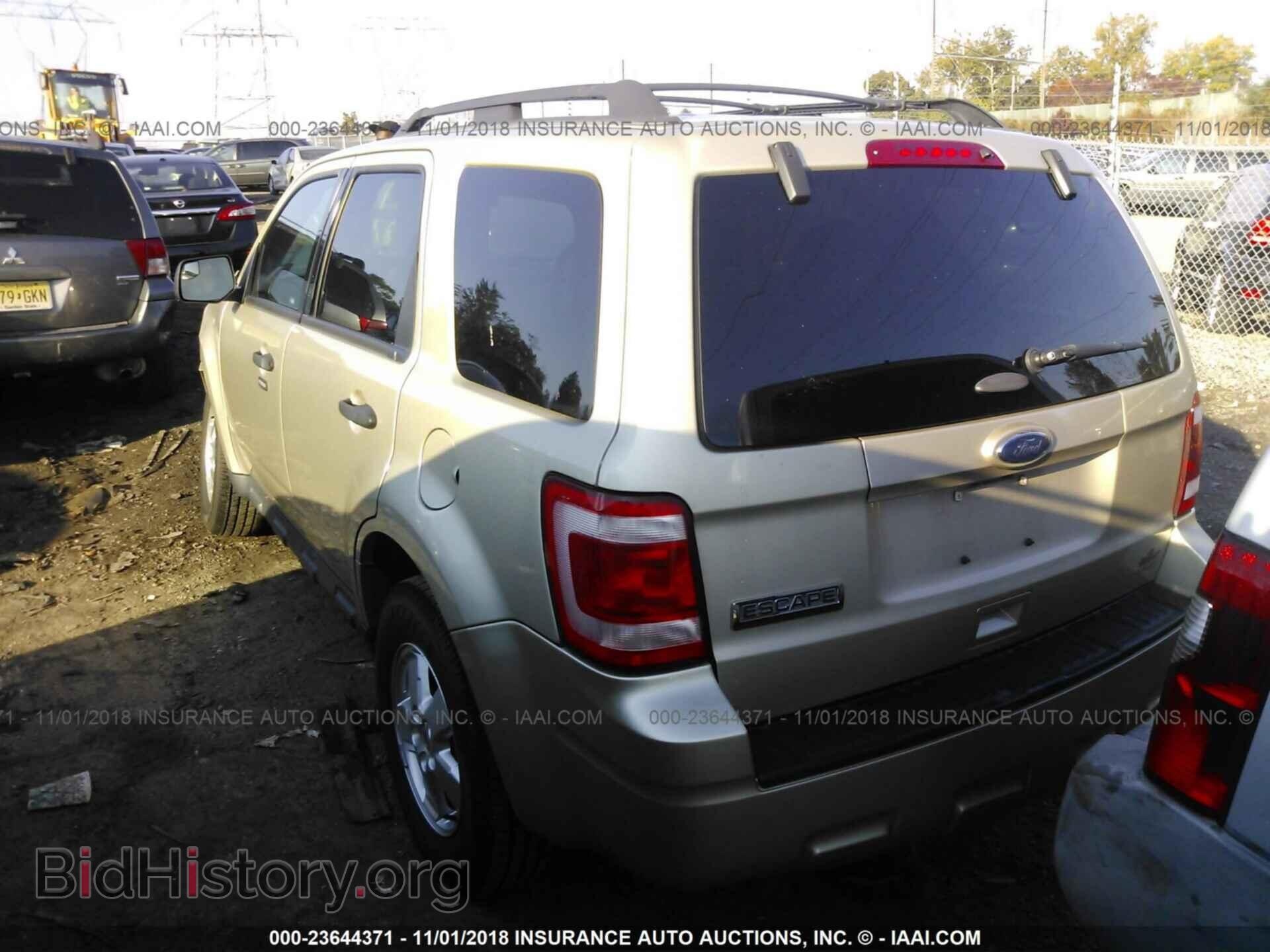 2012 Ford Escape - VIN: 1FMCU0D70CKA20004 - Фото 3