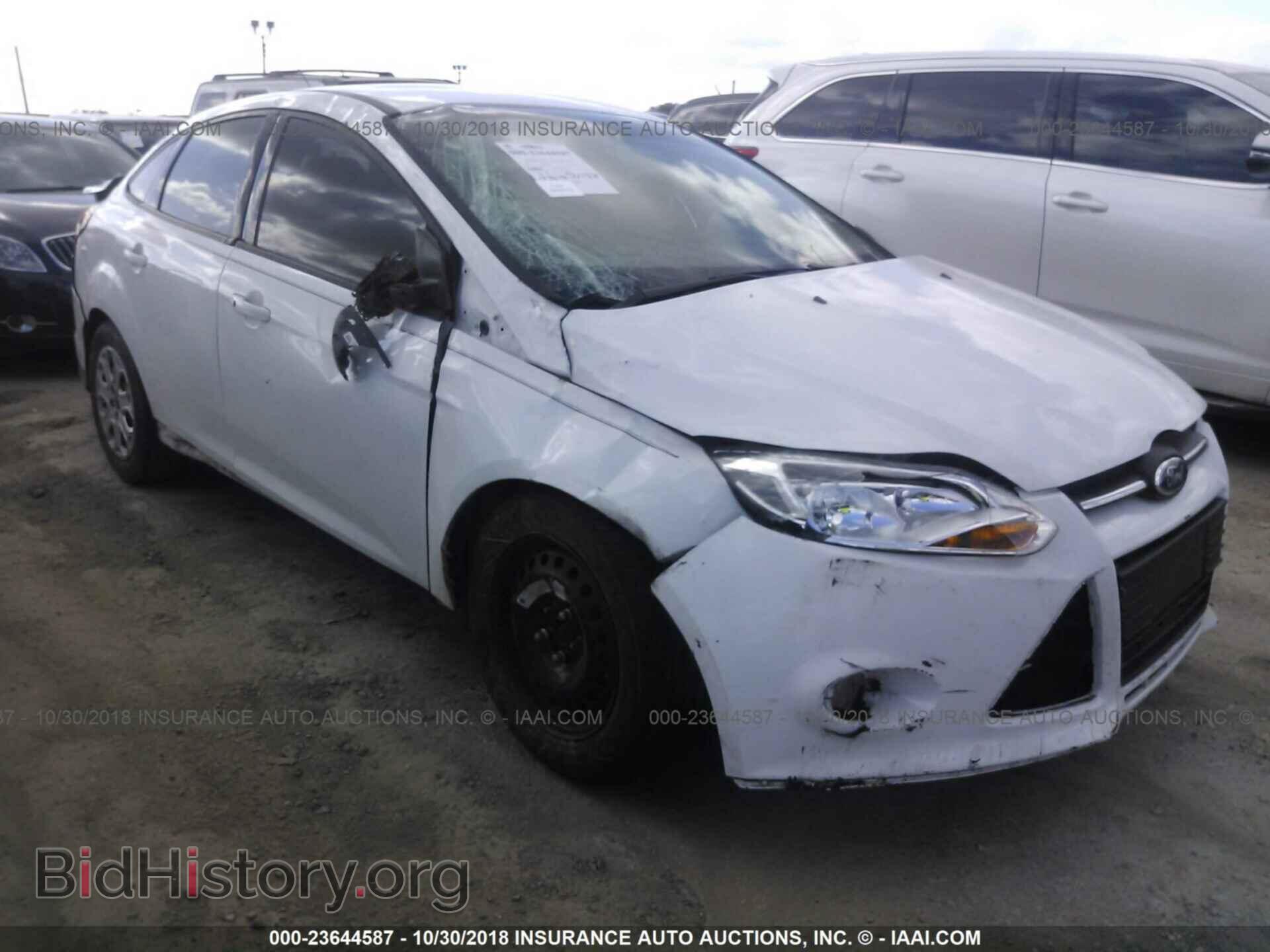 Photo 1FADP3F28EL103346 - Ford Focus 2014