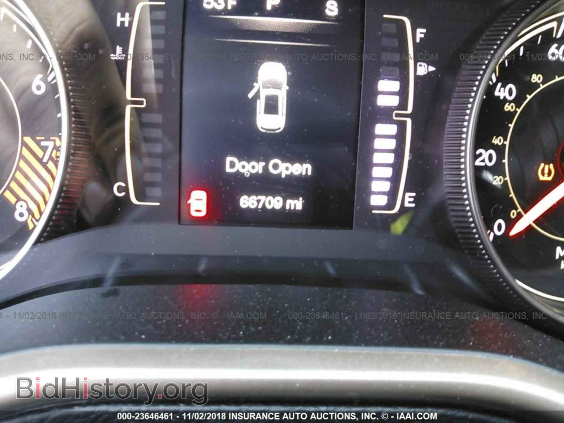 2014 Jeep Cherokee - VIN: 1C4PJMCS7EW124447 - Фото 7