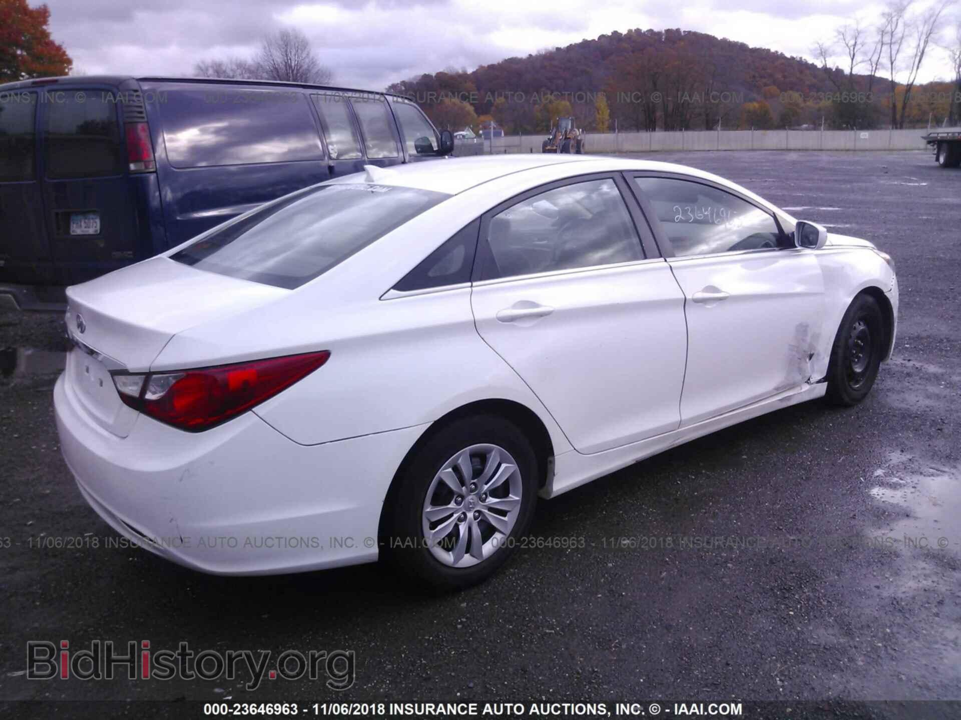 2012 Hyundai Sonata - VIN: 5NPEB4AC7CH372460 - Фото 4