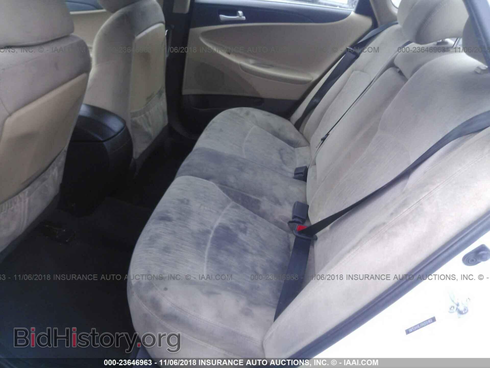 2012 Hyundai Sonata - VIN: 5NPEB4AC7CH372460 - Фото 8
