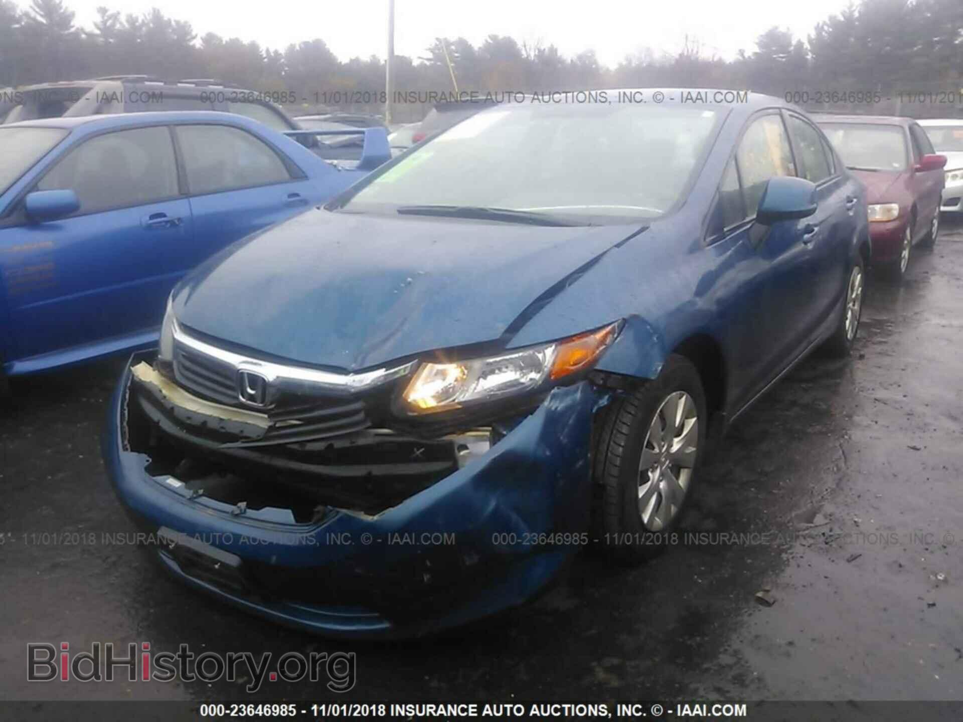 2012 Honda Civic - VIN: 2HGFB2F54CH537507 - Фото 2