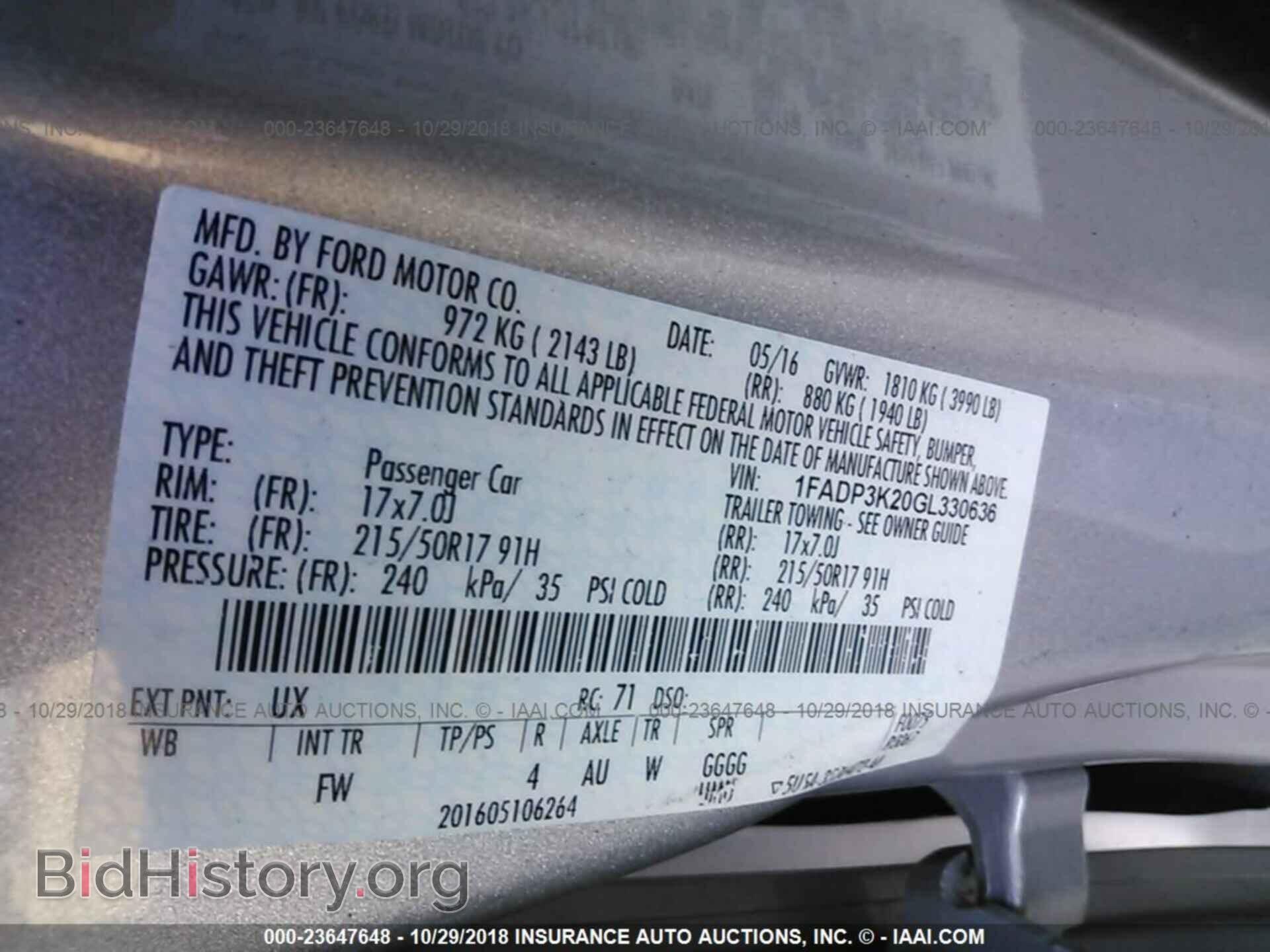 2016 Ford Focus - VIN: 1FADP3K20GL330636 - Photo 9