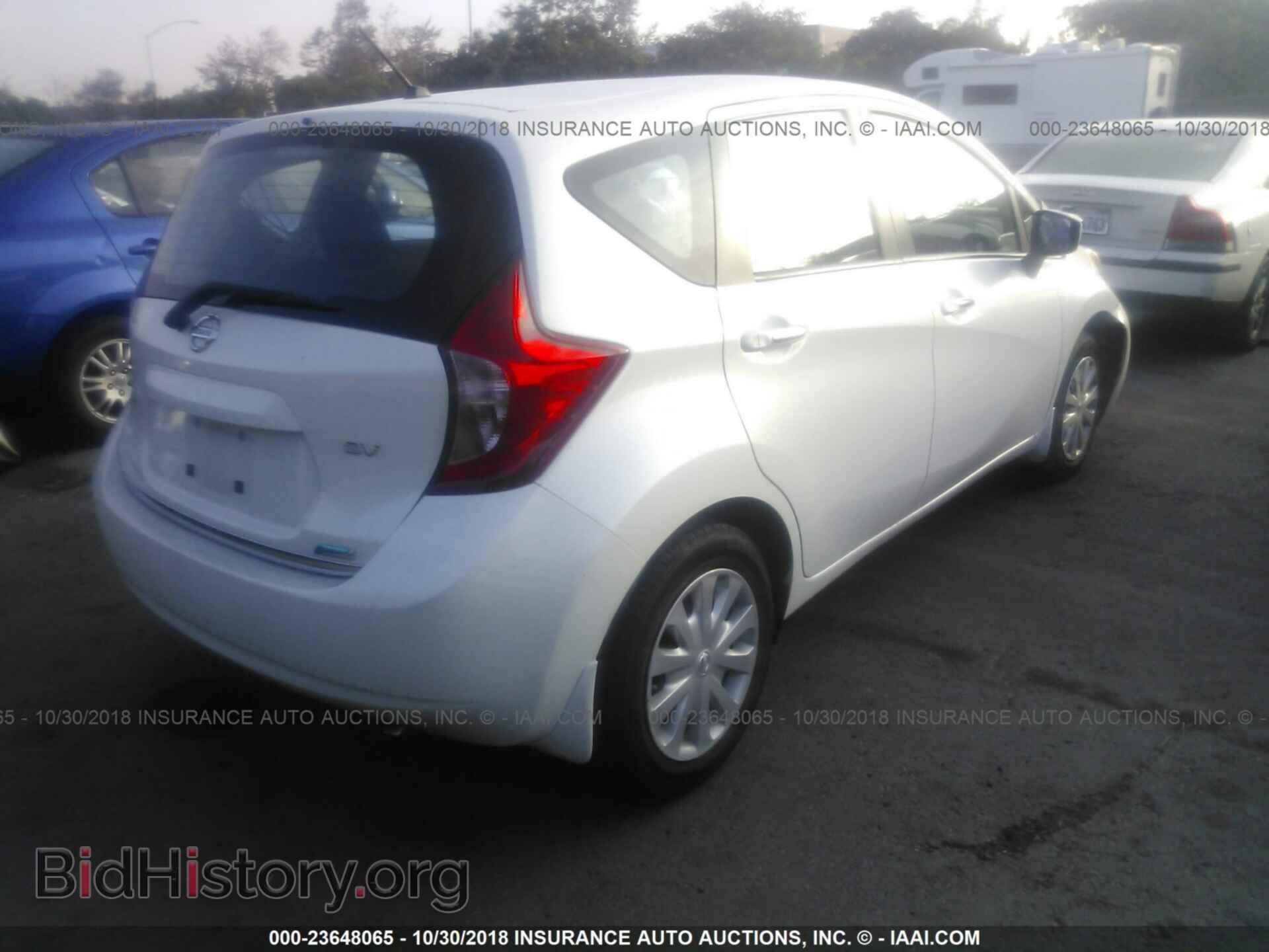 2015 Nissan Versa note - VIN: 3N1CE2CP8FL429503 - Фото 4