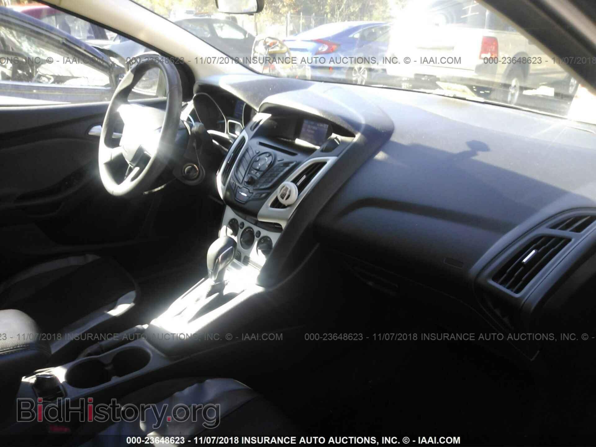 2014 Ford Focus - VIN: 1FADP3F25EL191966 - Photo 5