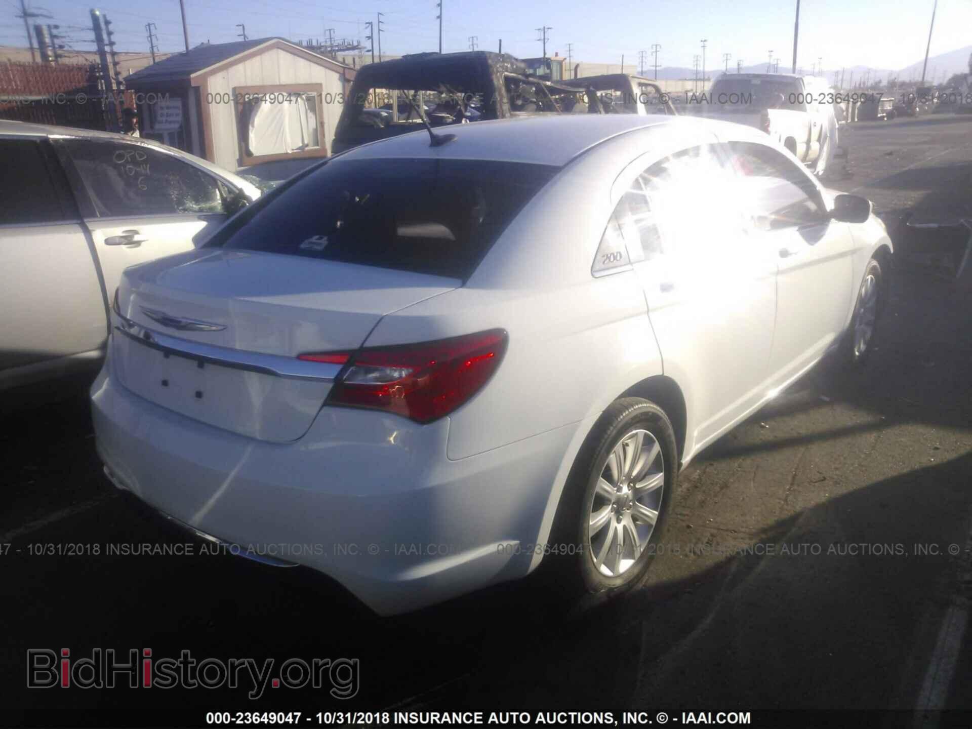 2013 Chrysler 200 - VIN: 1C3CCBBB0DN723505 - Photo 4