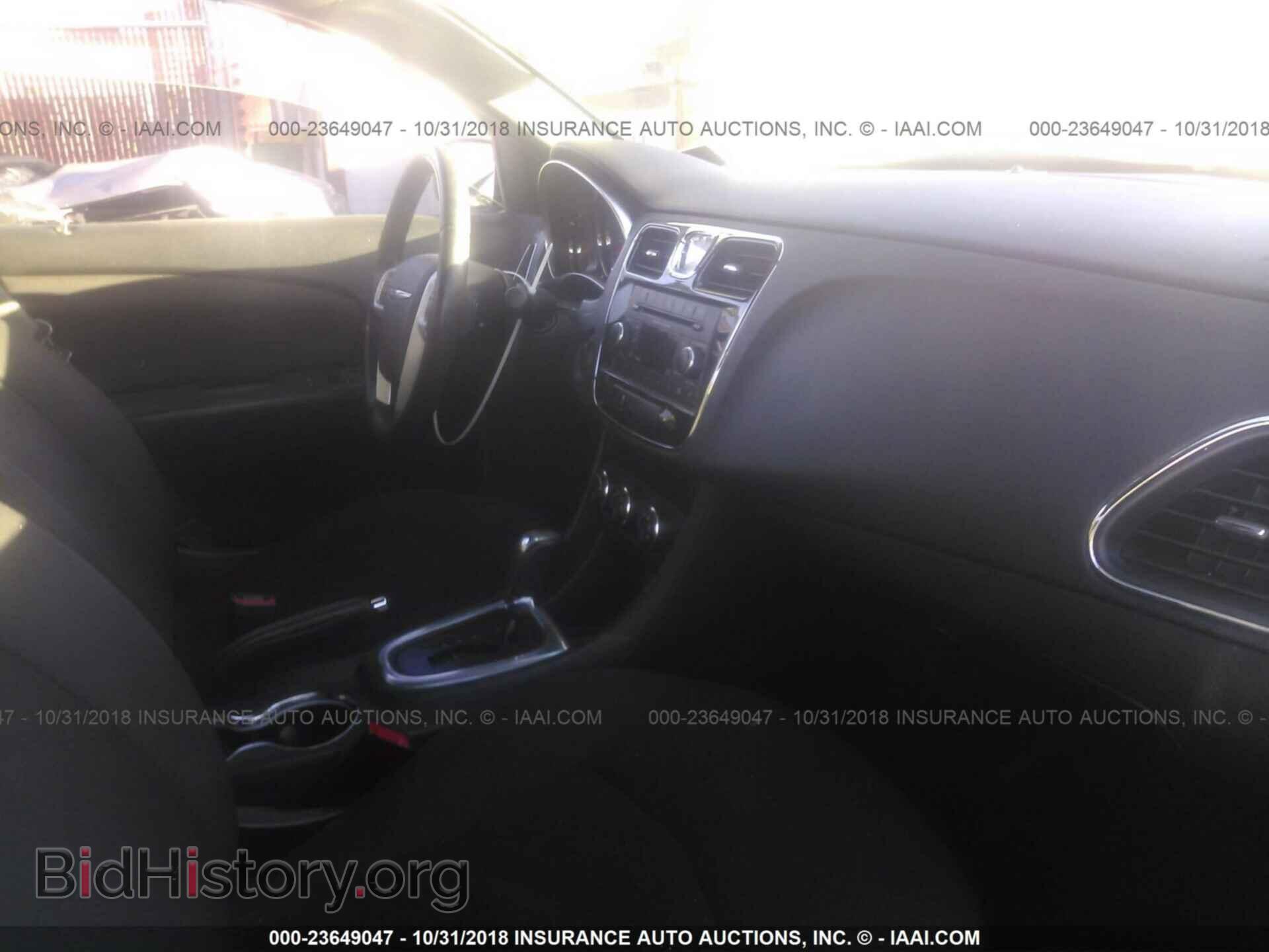 2013 Chrysler 200 - VIN: 1C3CCBBB0DN723505 - Photo 5
