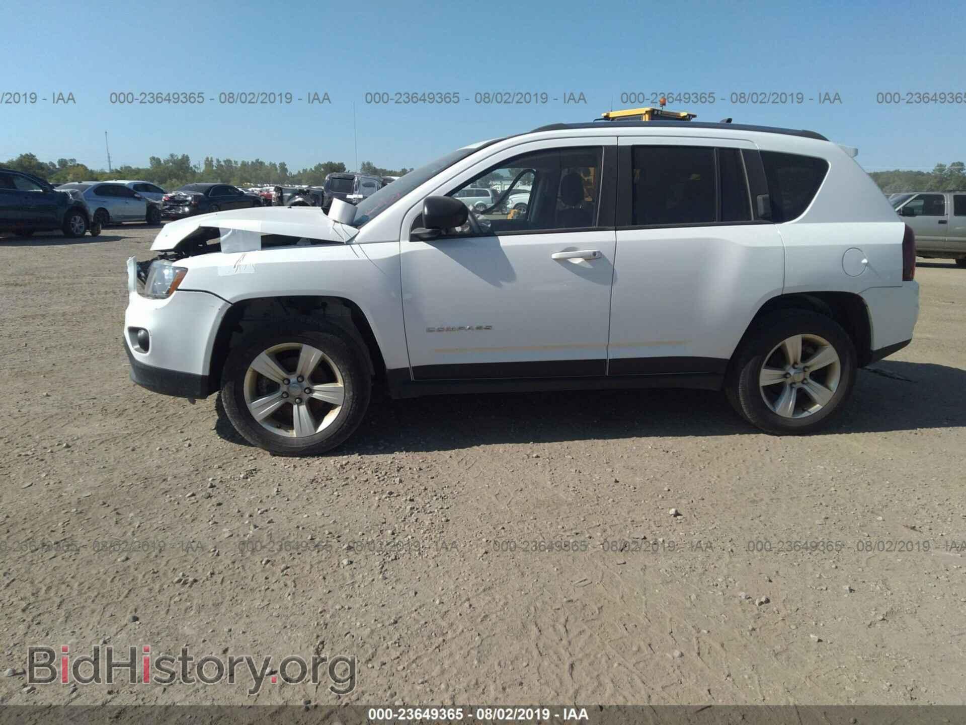 2014 JEEP COMPASS - VIN: 1C4NJDBB2ED728105 - Photo 2