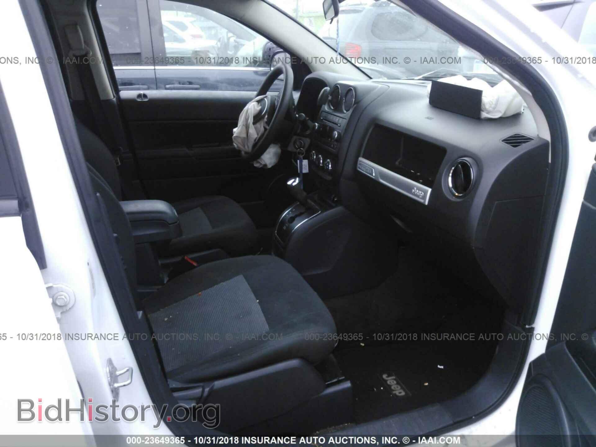 2014 JEEP COMPASS - VIN: 1C4NJDBB2ED728105 - Photo 5