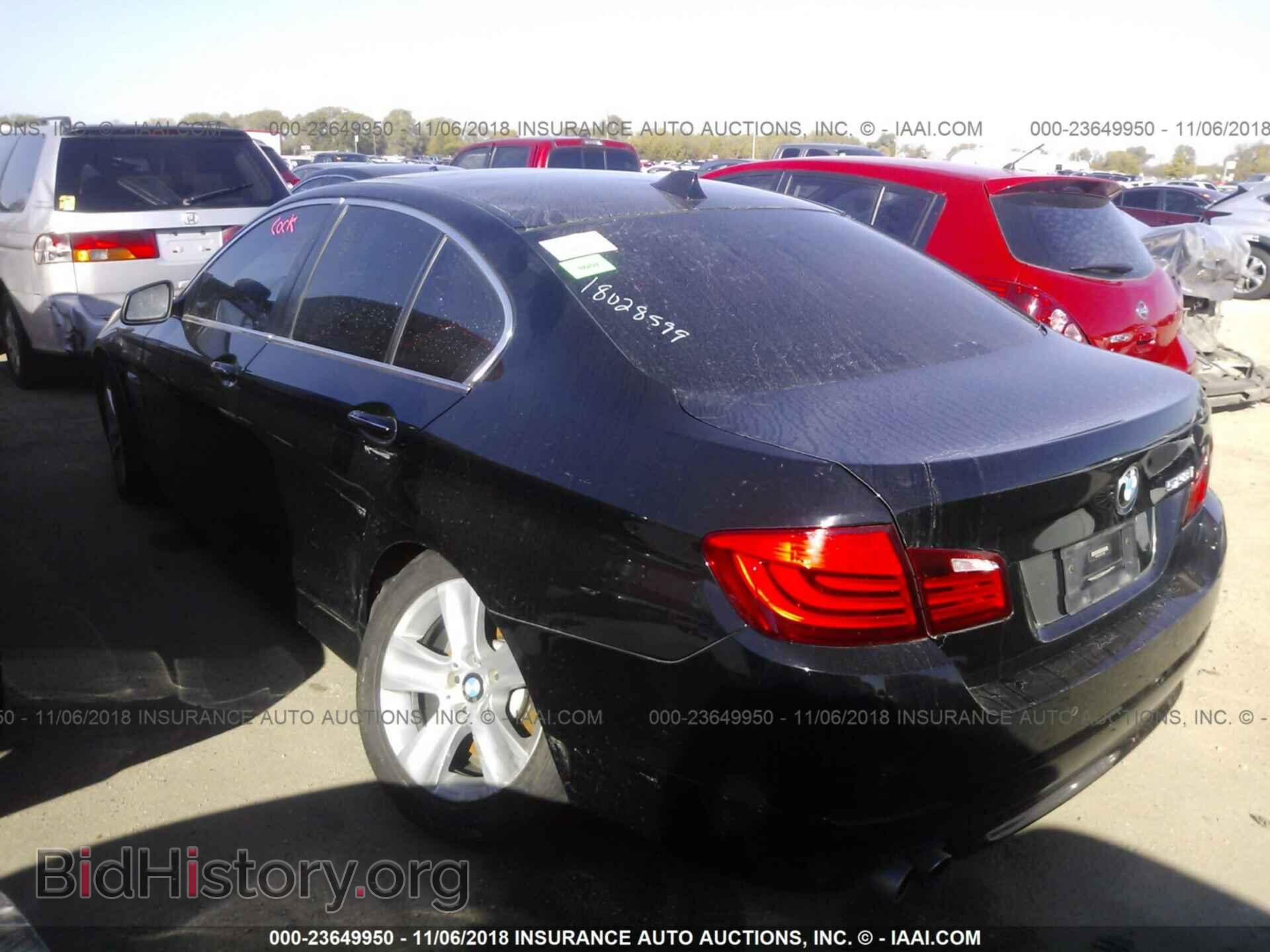 2011 BMW 528 - VIN: WBAFR1C53BC751069 - Фото 3