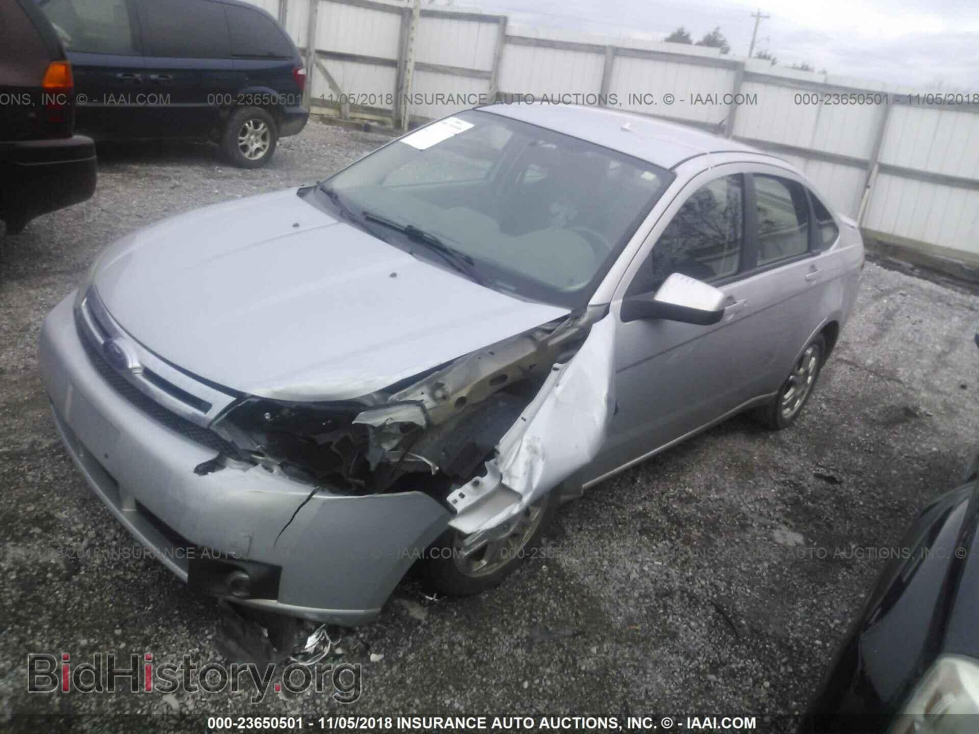 2008 FORD FOCUS - VIN: 1FAHP35N08W123736 - Фото 2