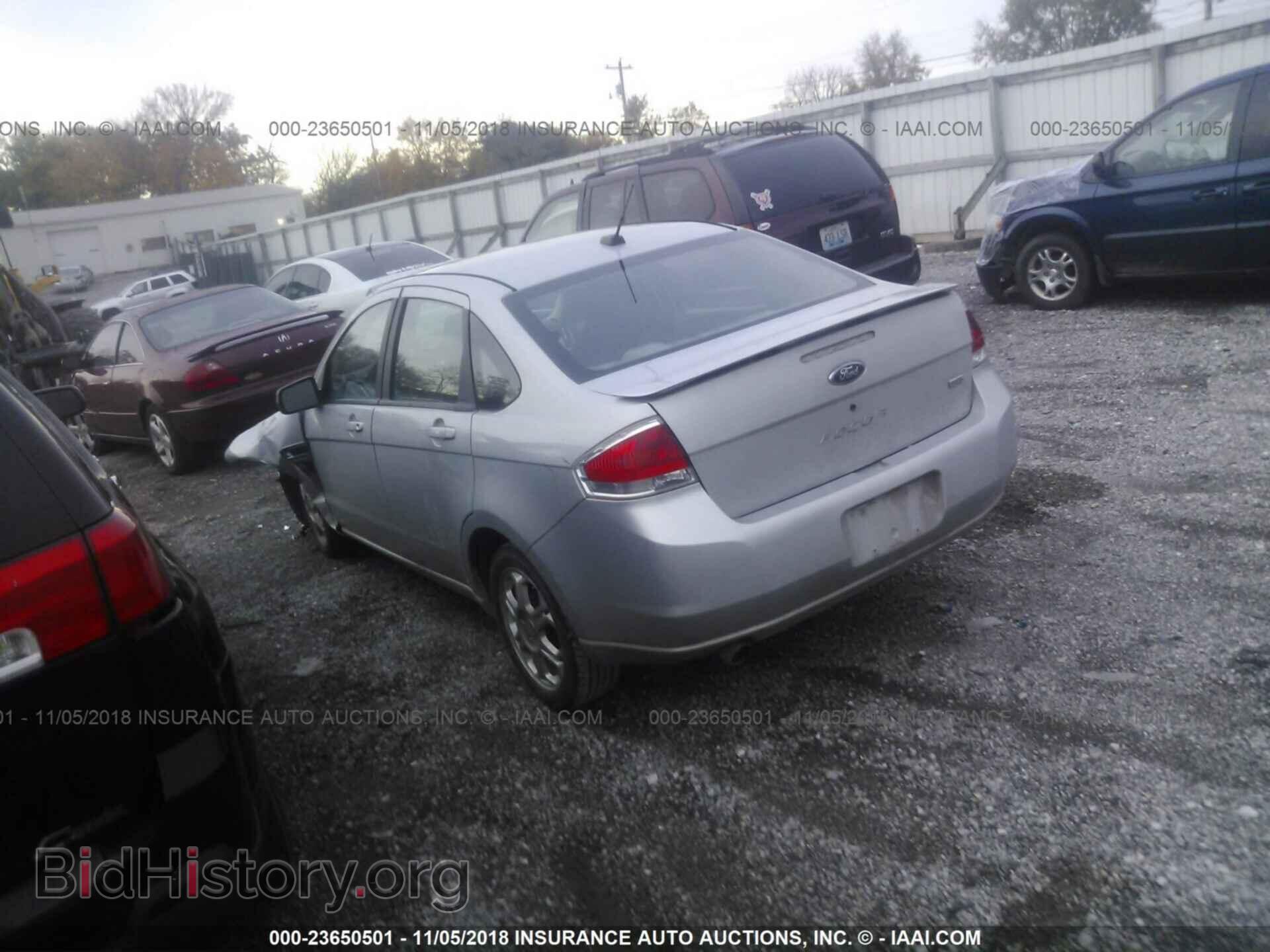 2008 FORD FOCUS - VIN: 1FAHP35N08W123736 - Фото 3