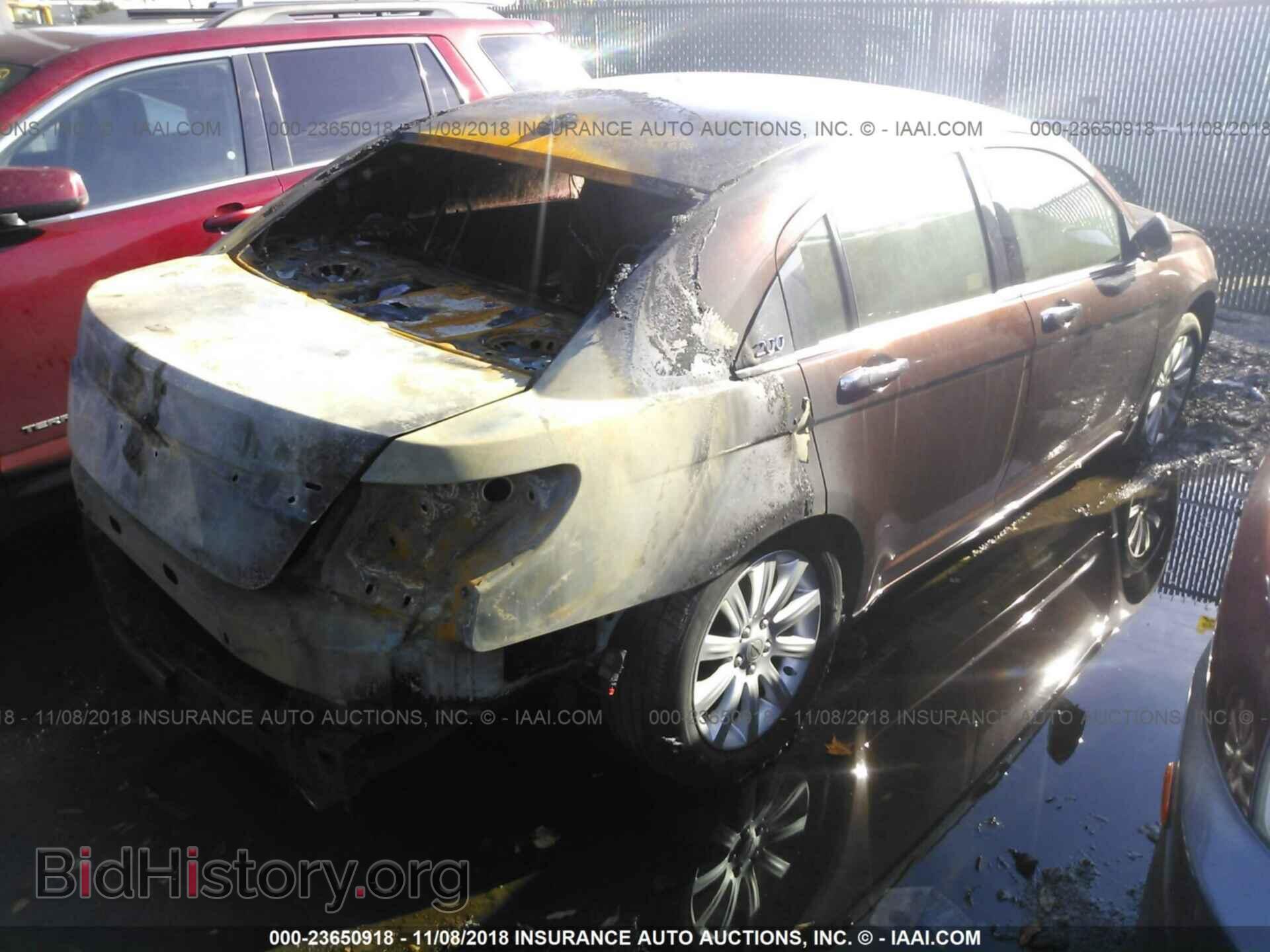 2013 Chrysler 200 - VIN: 1C3CCBCG7DN522694 - Фото 4