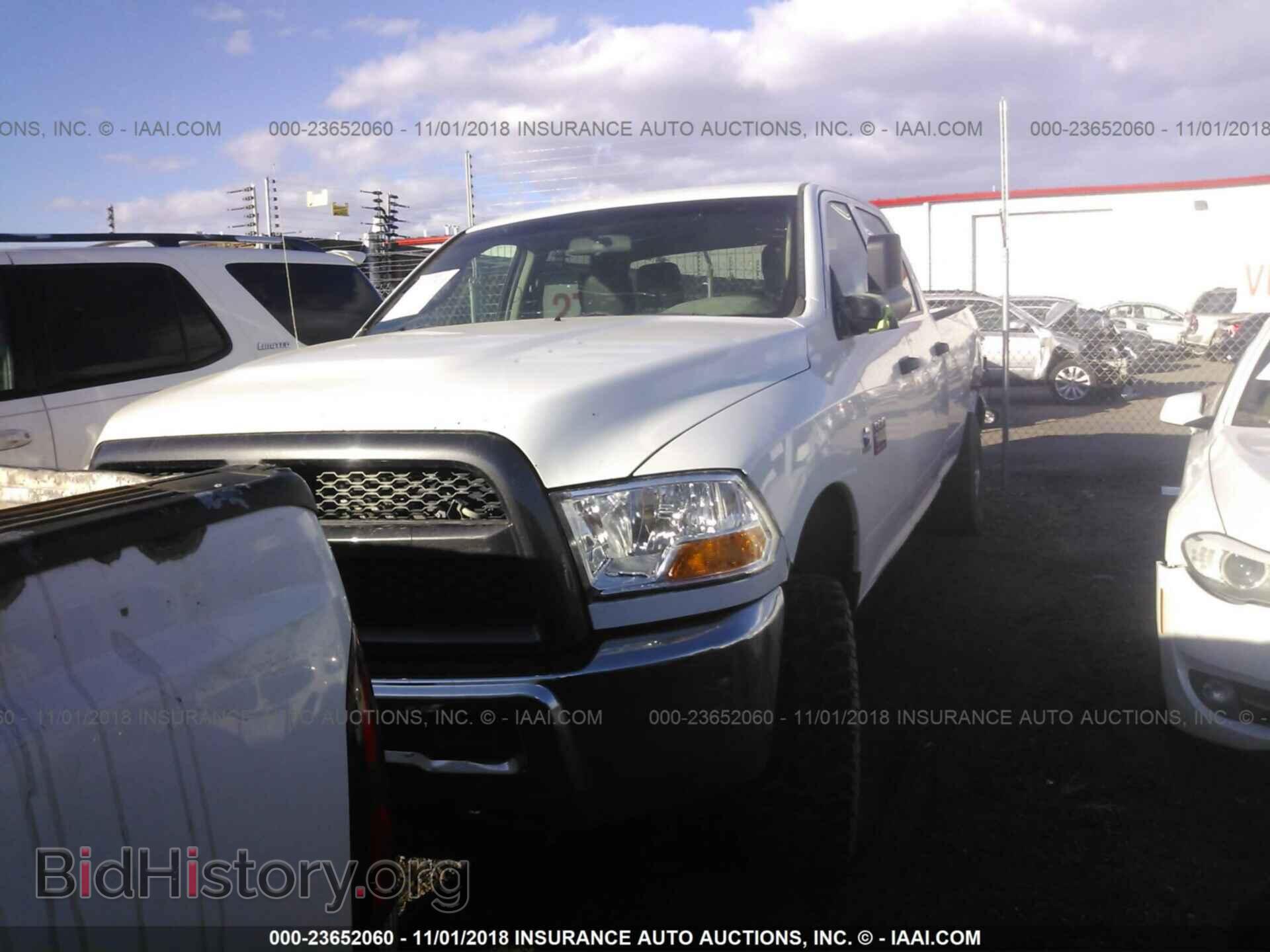 2012 Dodge Ram 3500 - VIN: 3C63D3GL5CG125036 - Фото 2
