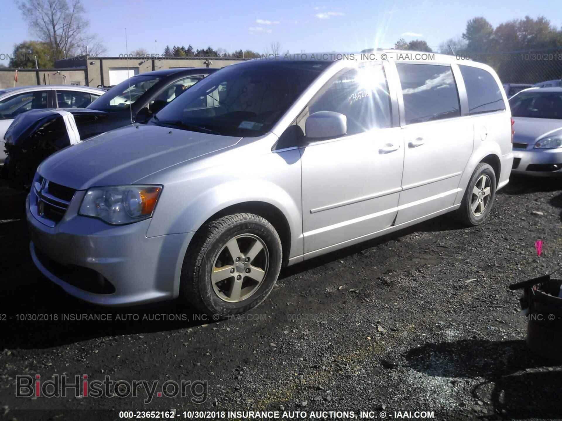 2011 Dodge Grand caravan - VIN: 2D4RN5DG8BR748570 - Фото 2