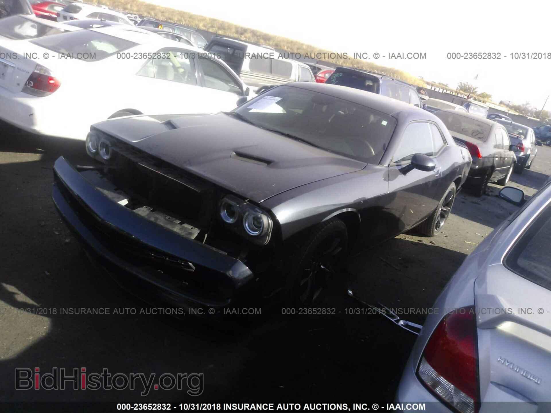 2017 DODGE CHALLENGER - VIN: 2C3CDZAG4HH532400 - Photo 2