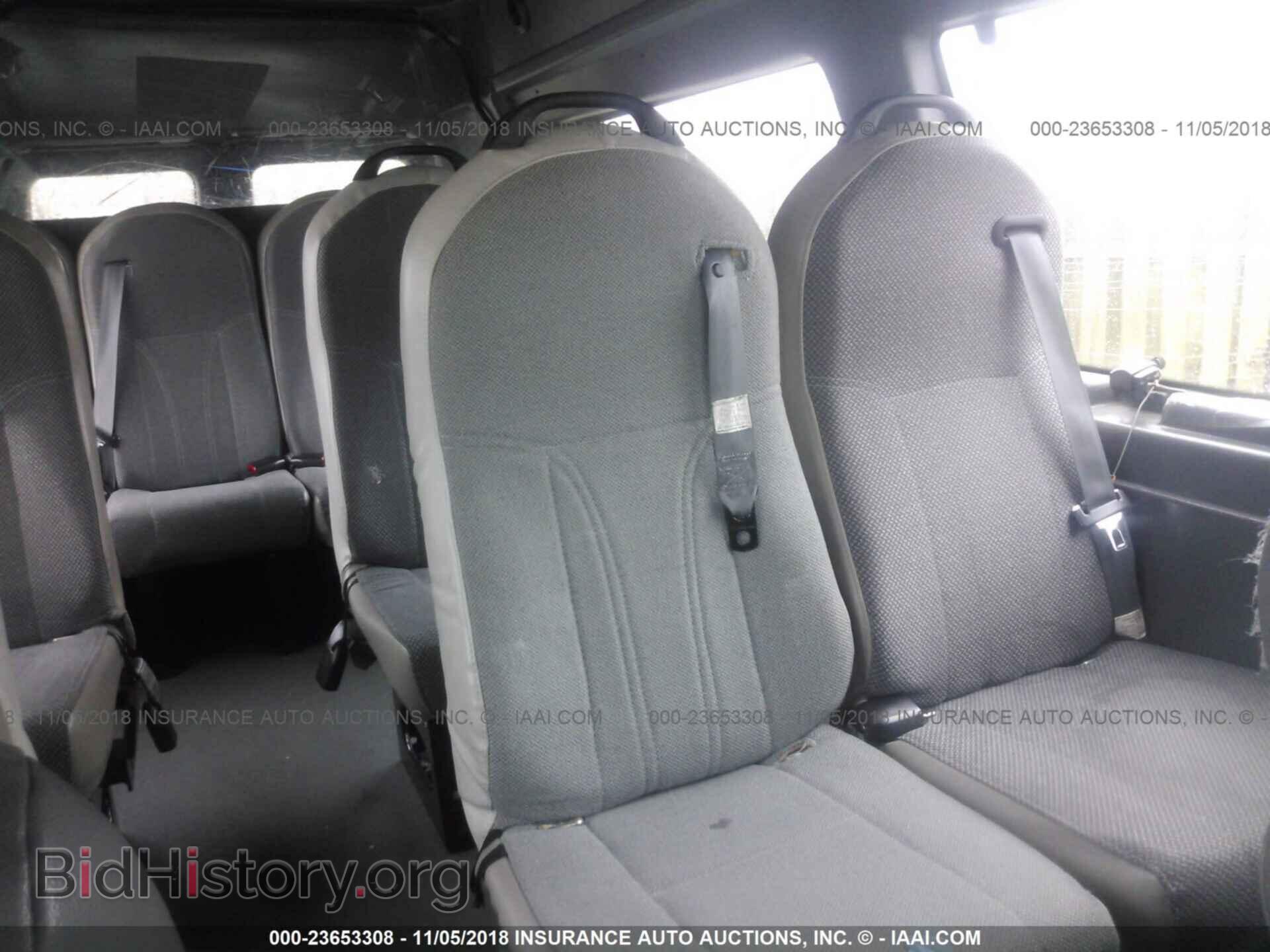 2011 Ford Econoline - VIN: 1FTNS2EL0BDB29978 - Фото 8