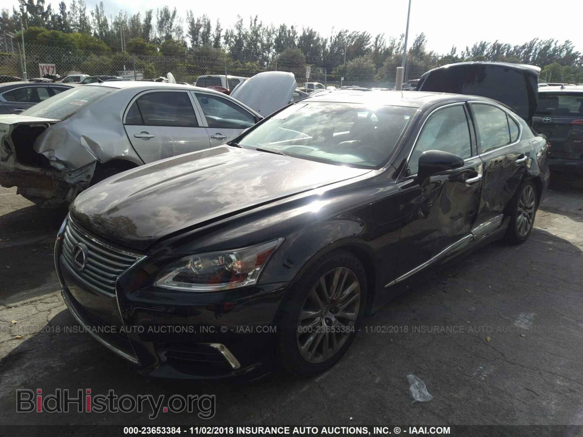 2013 Lexus Ls - VIN: JTHBL5EFXD5122656 - Photo 2
