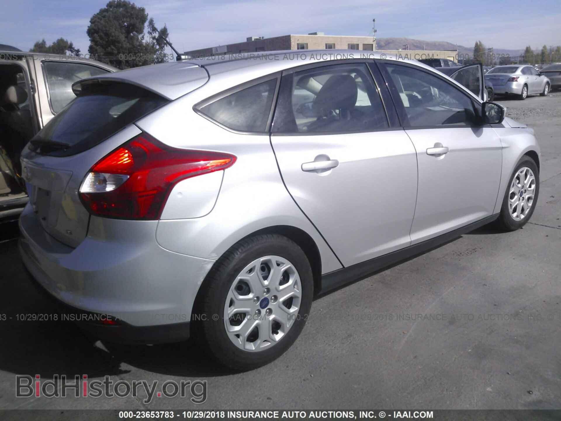 2012 Ford Focus - VIN: 1FAHP3K20CL436127 - Photo 4