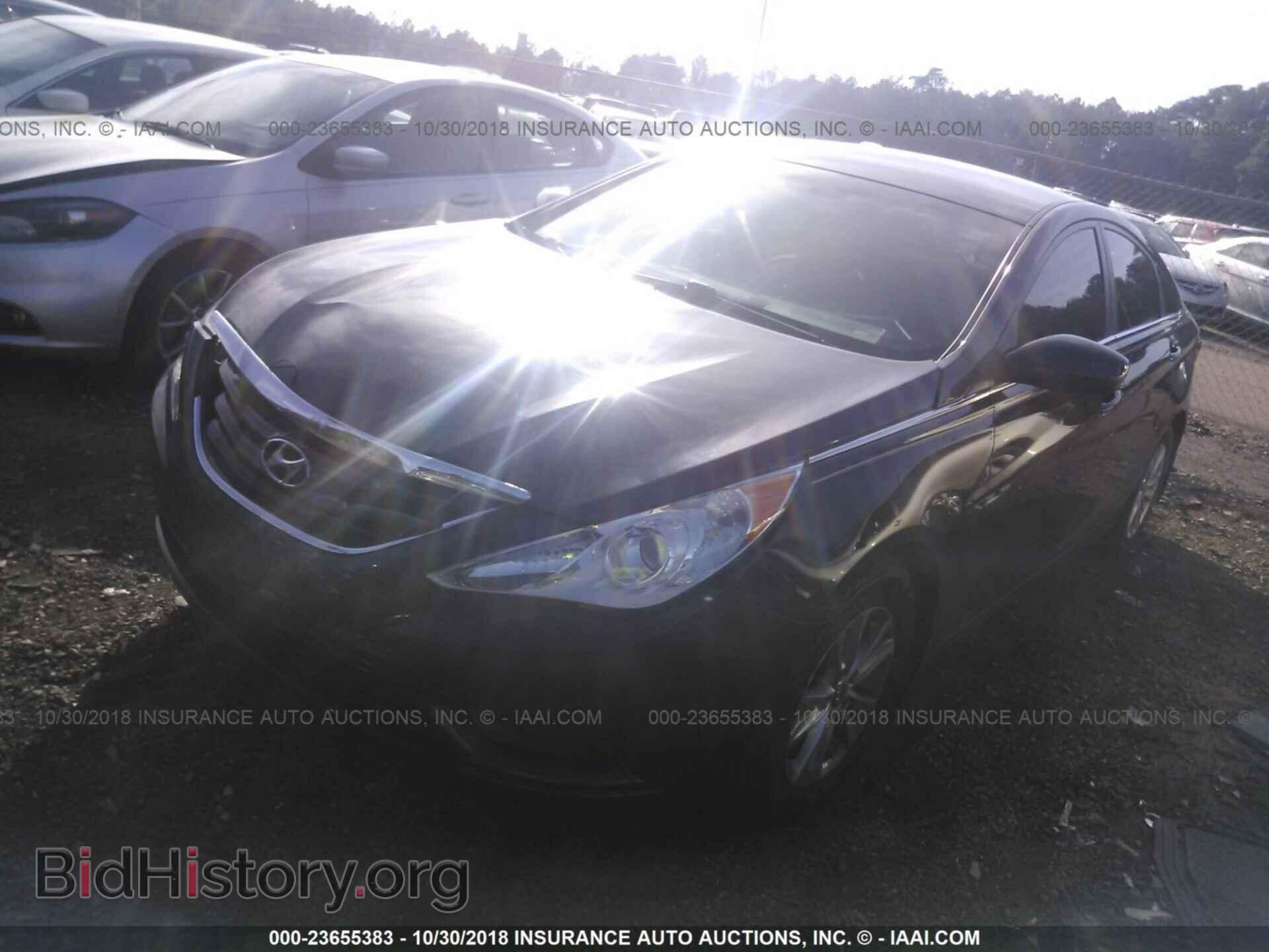 2012 Hyundai Sonata - VIN: 5NPEB4AC4CH463699 - Фото 2