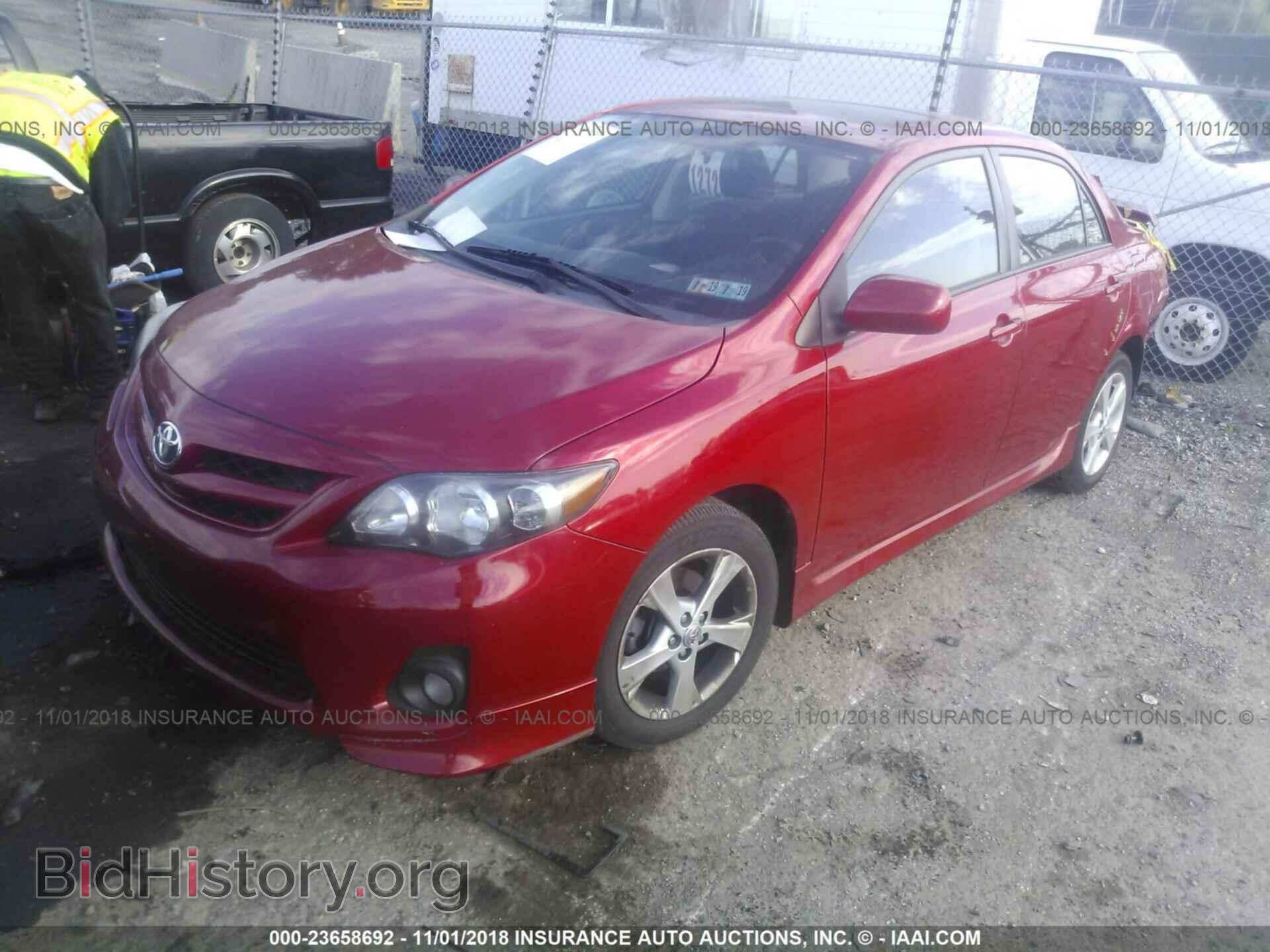 2011 Toyota Corolla - VIN: 2T1BU4EE0BC656331 - Фото 2