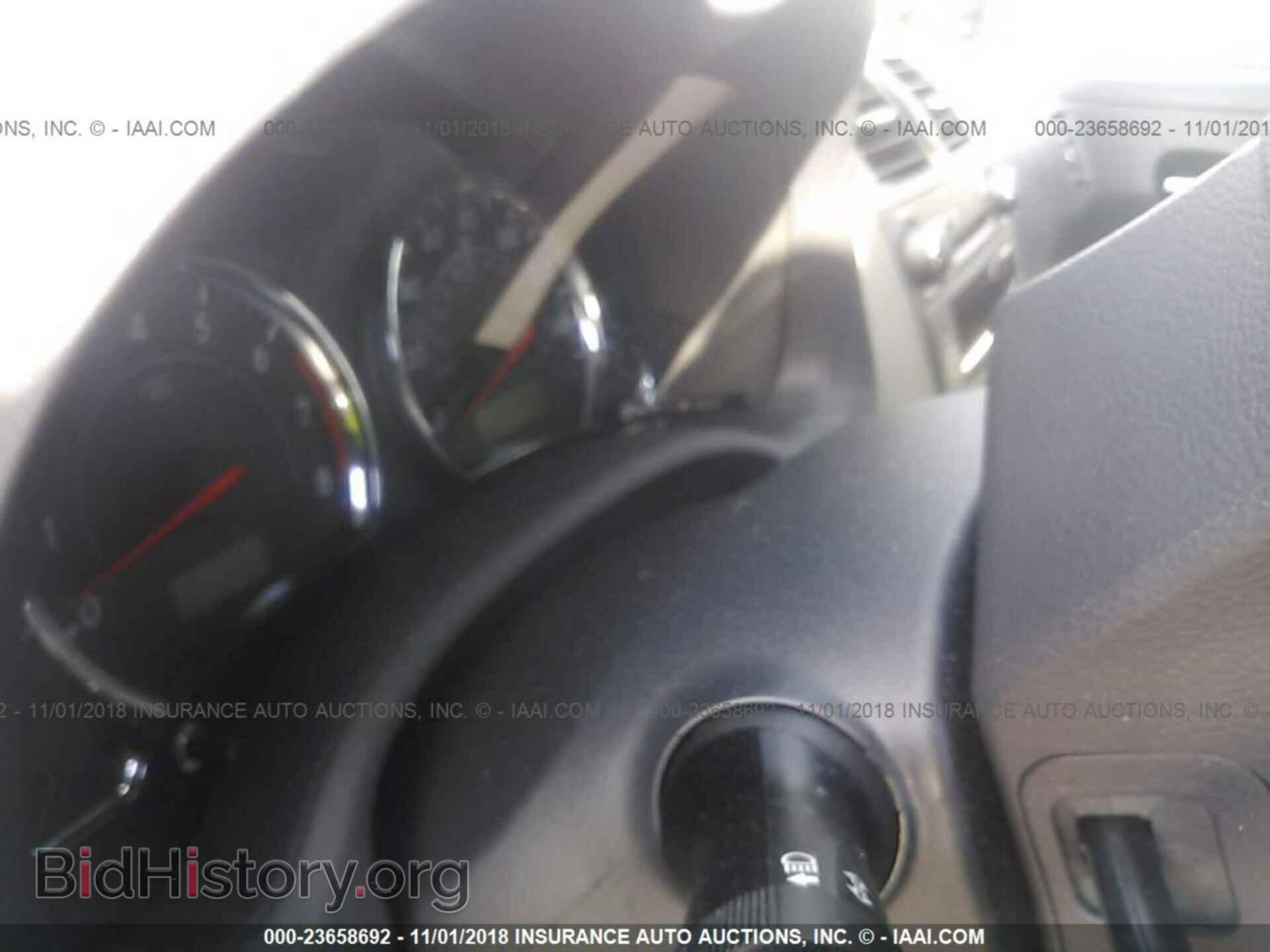 2011 Toyota Corolla - VIN: 2T1BU4EE0BC656331 - Фото 7