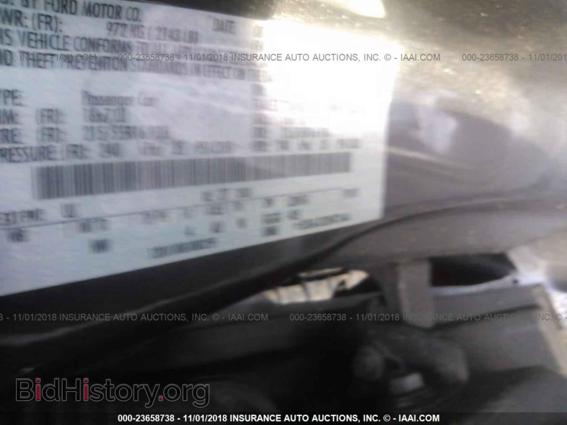 2012 Ford Focus - VIN: 1FAHP3F20CL220322 - Photo 9