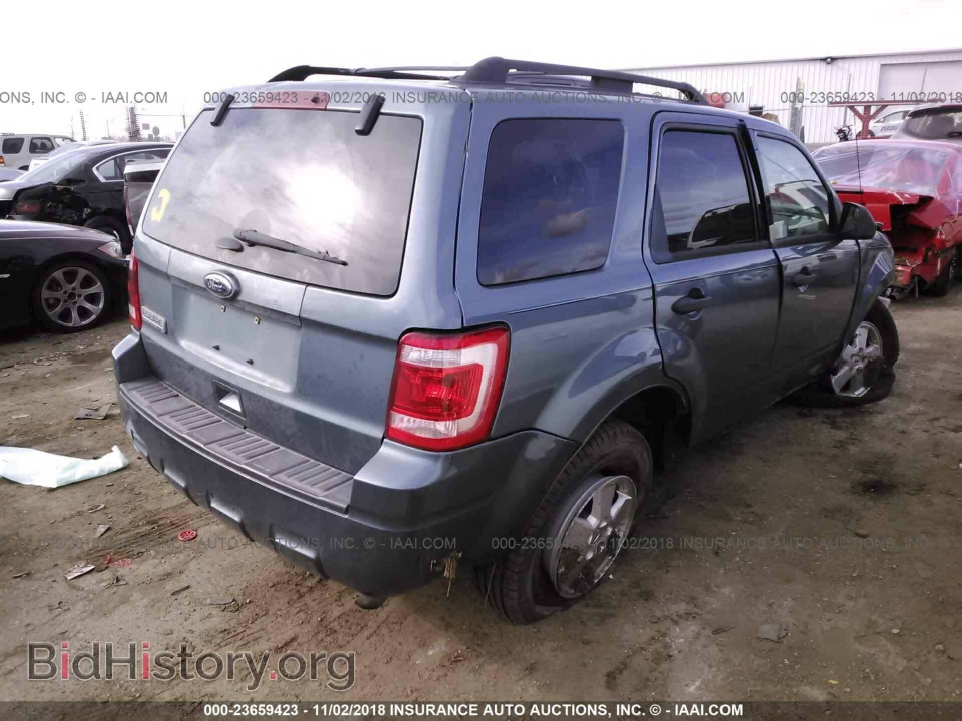 2012 Ford Escape - VIN: 1FMCU0D76CKA38197 - Photo 4