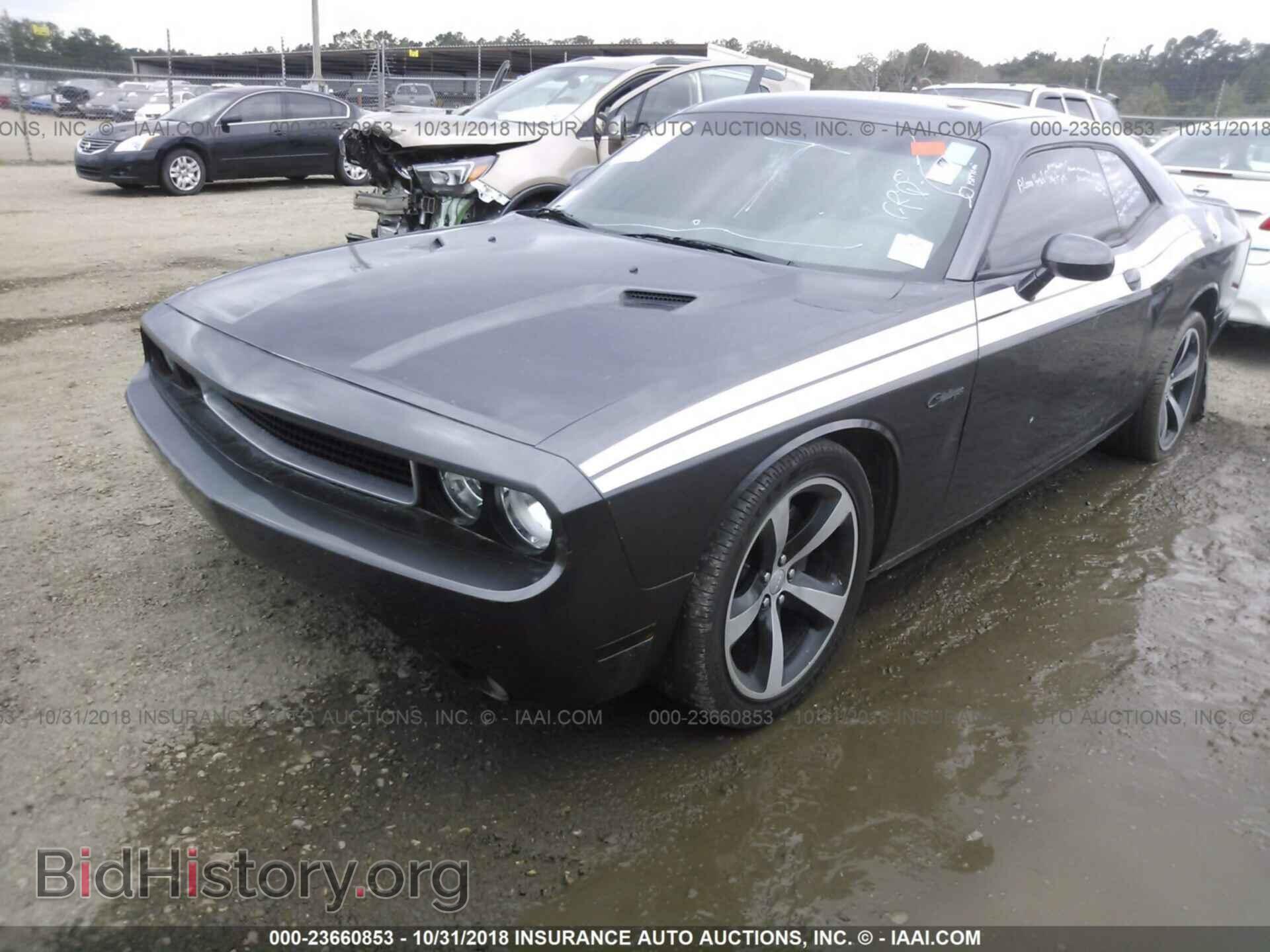 2014 Dodge Challenger - VIN: 2C3CDYBT5EH139507 - Фото 2