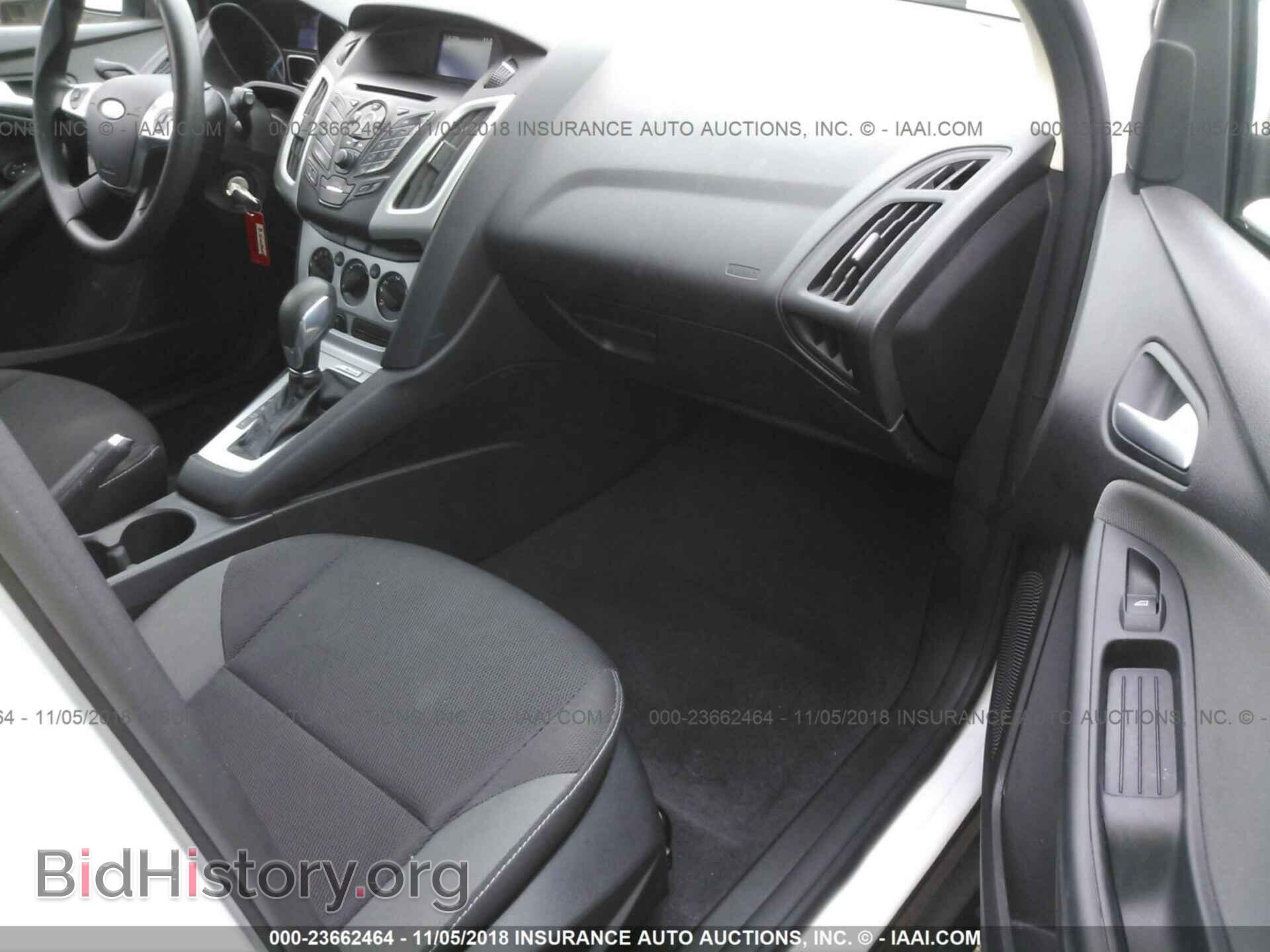 2014 Ford Focus - VIN: 1FADP3K23EL447639 - Photo 5