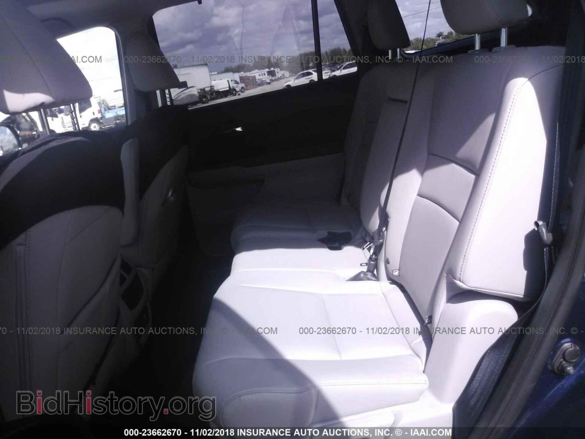 2017 Honda Pilot - VIN: 5FNYF5H92HB045195 - Photo 8