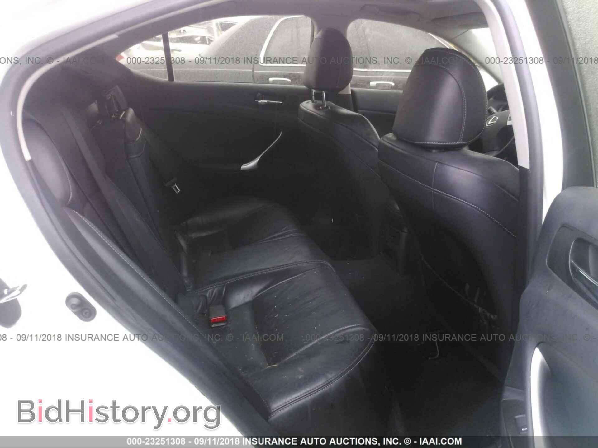 2011 LEXUS IS - VIN: JTHBE5C26B5025784 - Фото 8