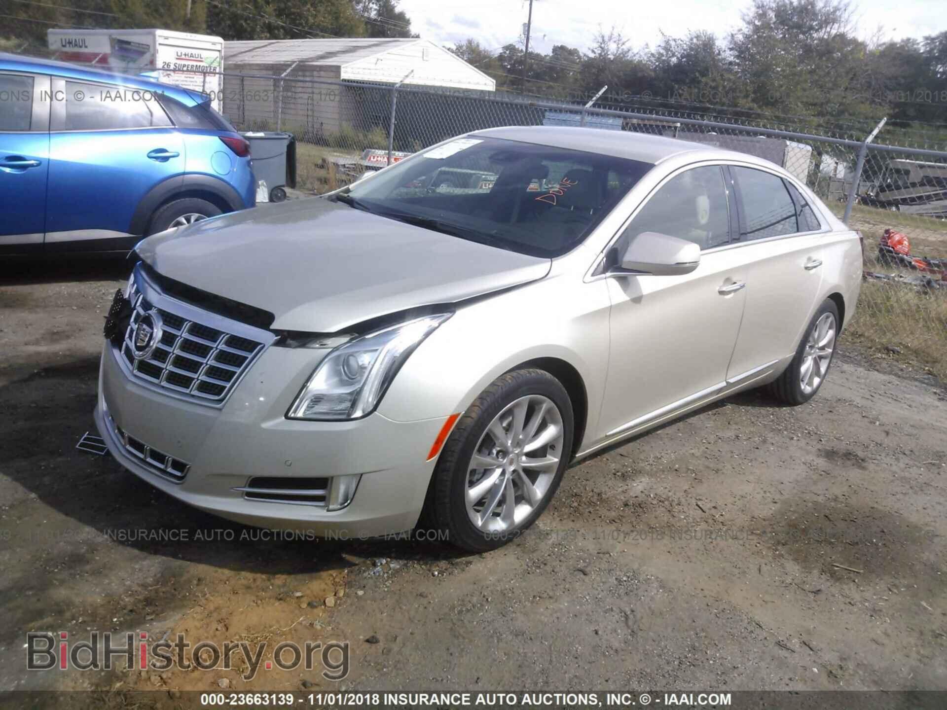 2013 Cadillac Xts - VIN: 2G61P5S37D9215331 - Photo 2