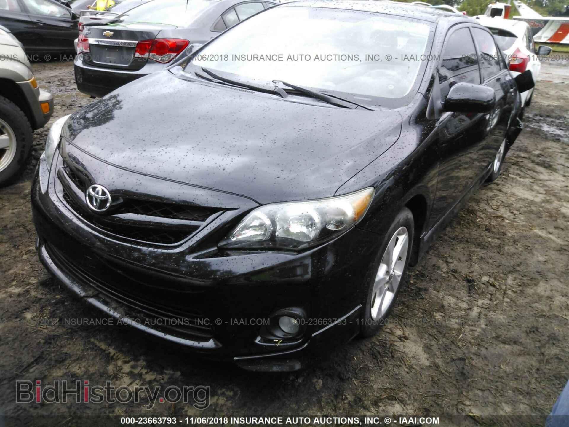 2011 Toyota Corolla - VIN: 5YFBU4EE6BP002577 - Фото 2