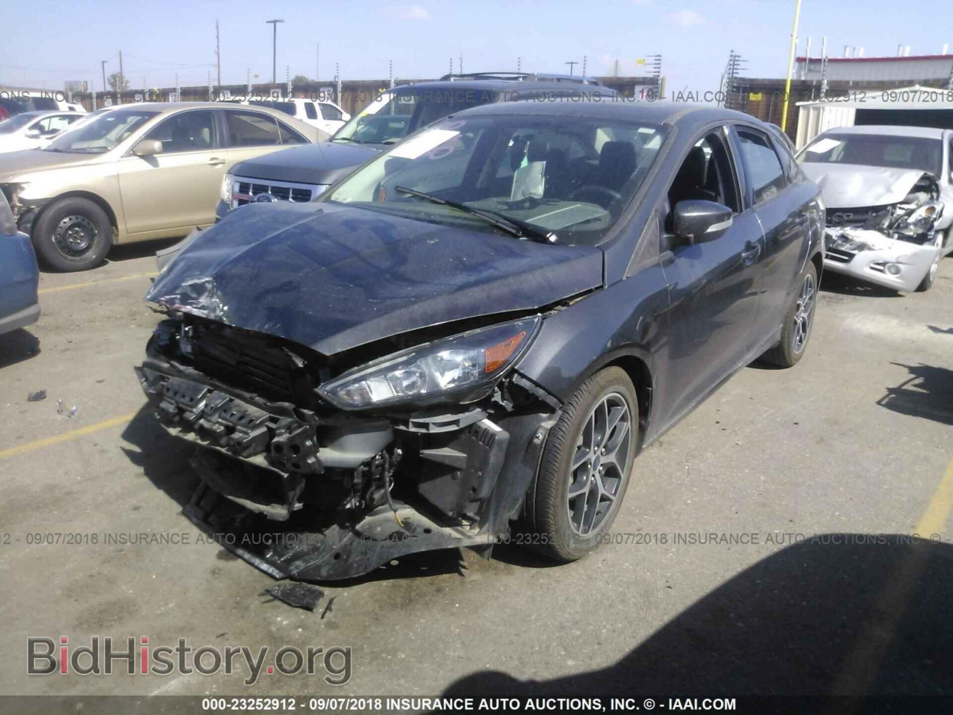 2017 FORD FOCUS - VIN: 1FADP3H22HL348001 - Photo 2