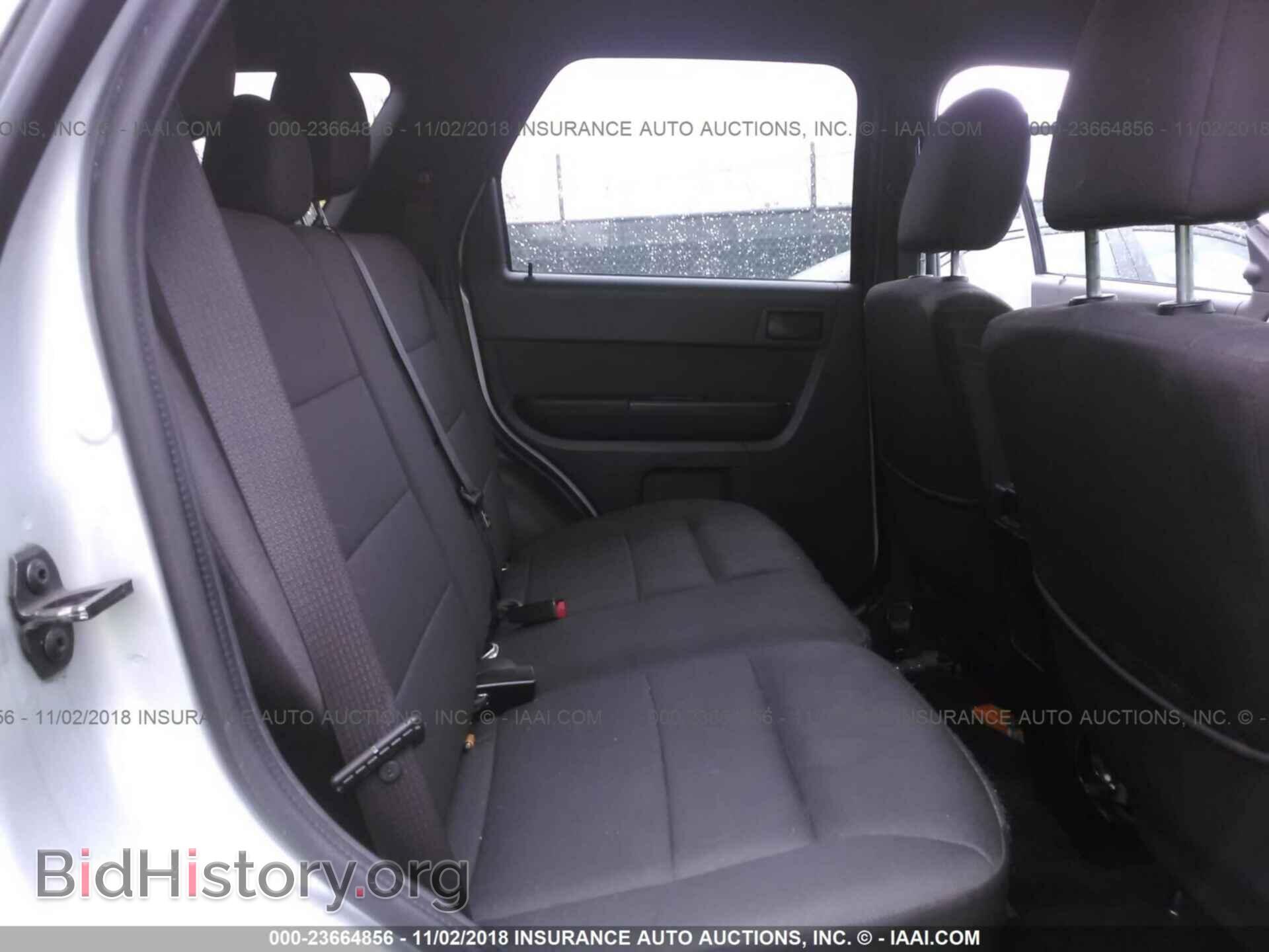 2011 Ford Escape - VIN: 1FMCU9D78BKB34125 - Фото 8