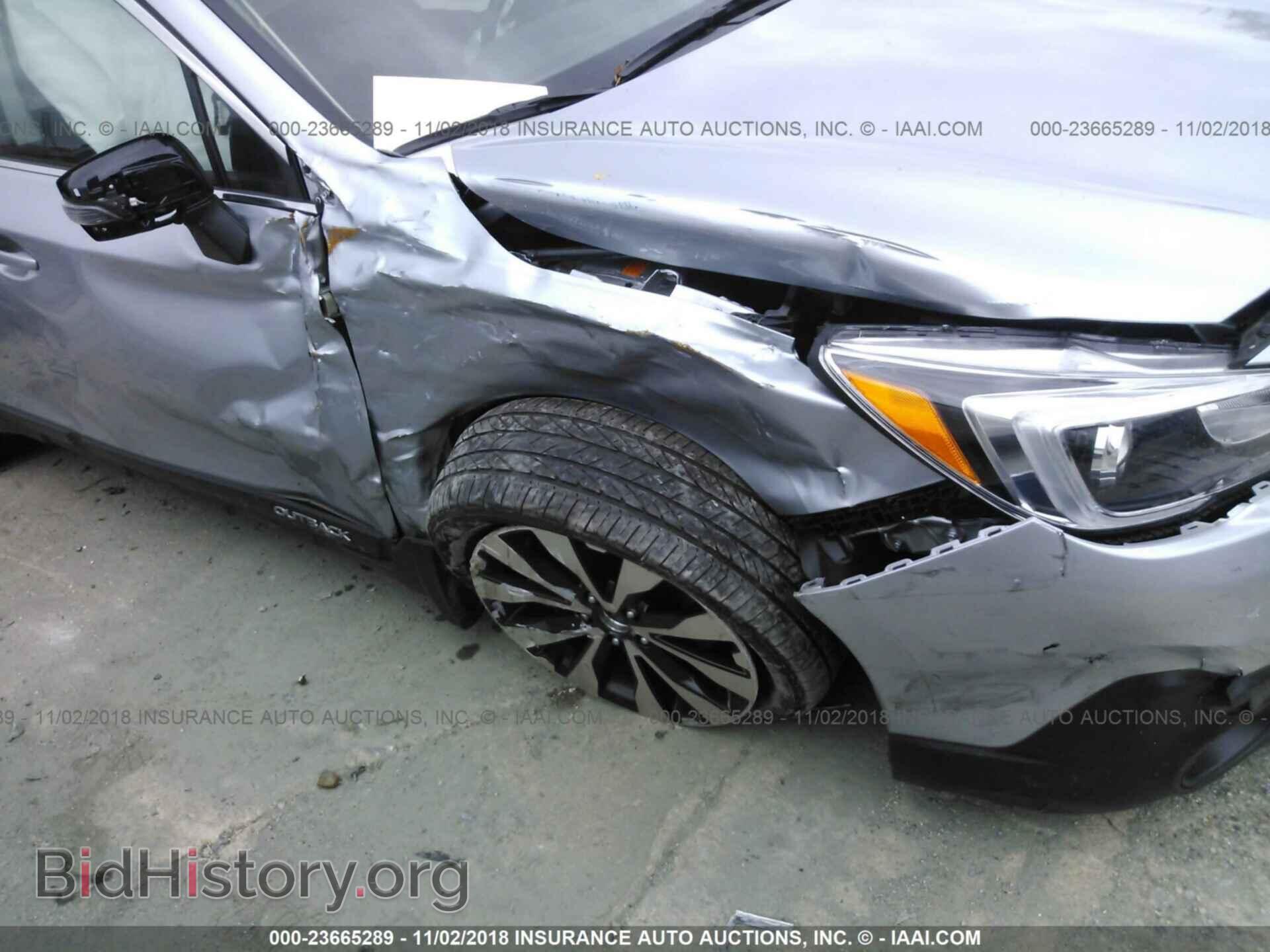 2016 Subaru Outback - VIN: 4S4BSANC3G3337052 - Photo 6