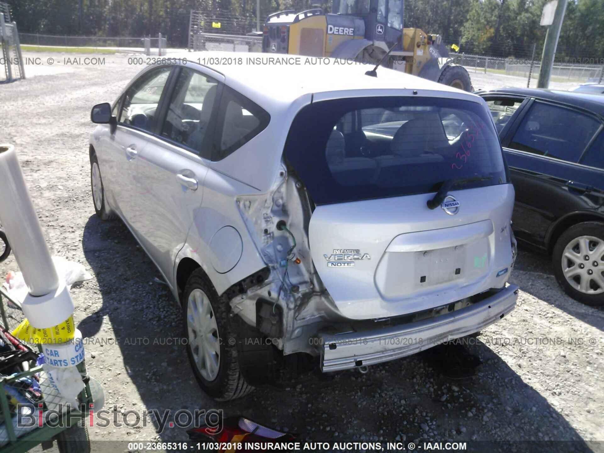 2014 Nissan Versa note - VIN: 3N1CE2CP2EL384945 - Photo 3