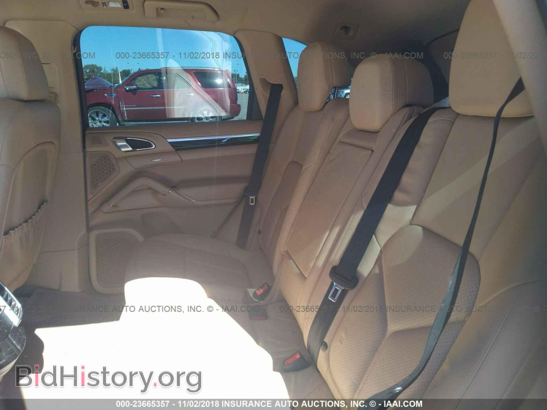2011 PORSCHE CAYENNE - VIN: WP1AA2A21BLA08511 - Фото 8