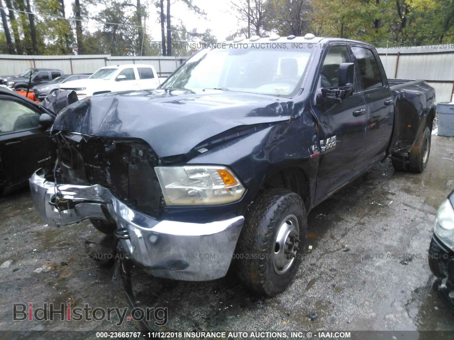 2014 Ram 3500 - VIN: 3C63RRGL0EG124674 - Photo 2