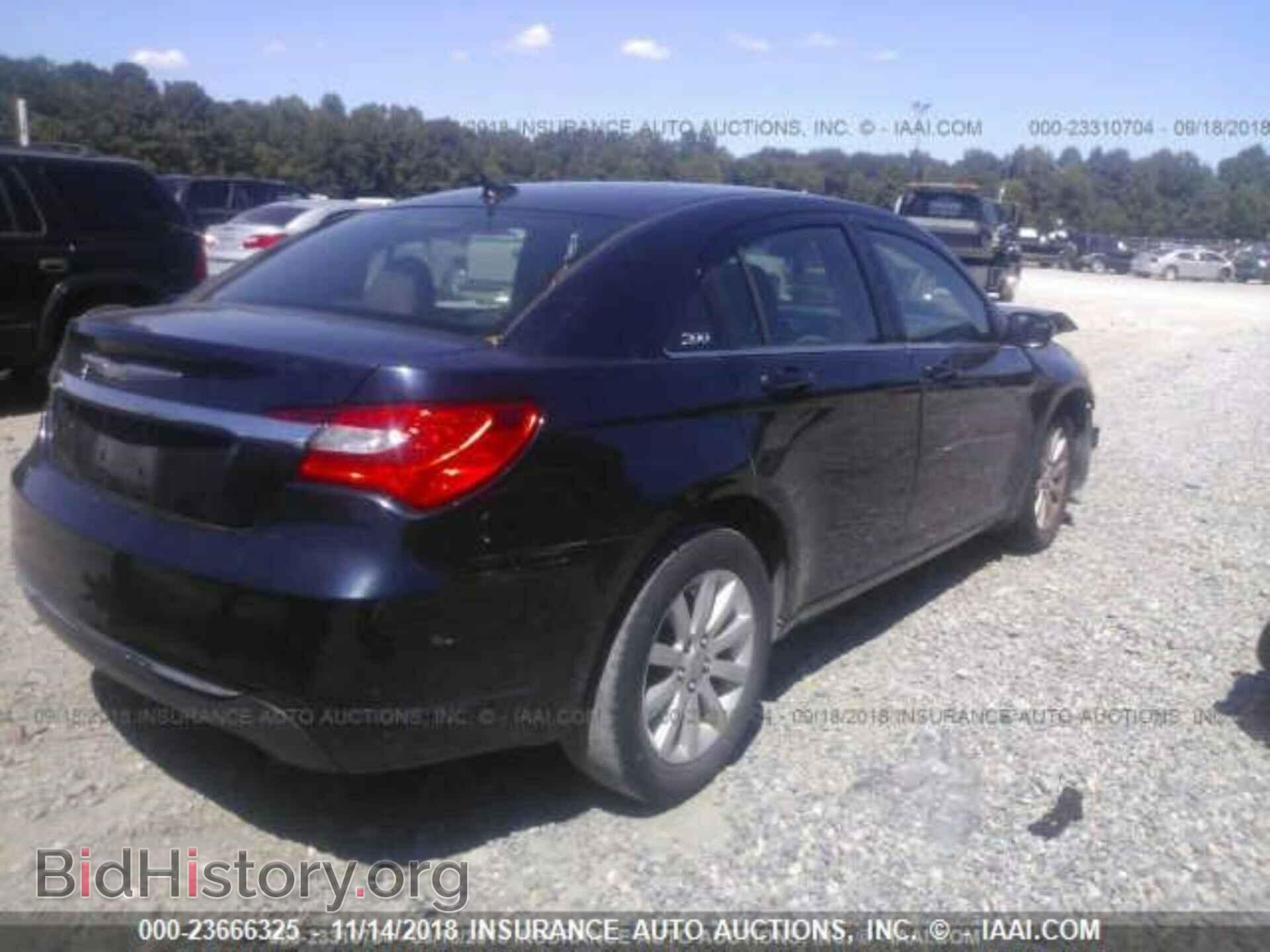 2012 CHRYSLER 200 - VIN: 1C3CCBBB1CN189607 - Фото 4