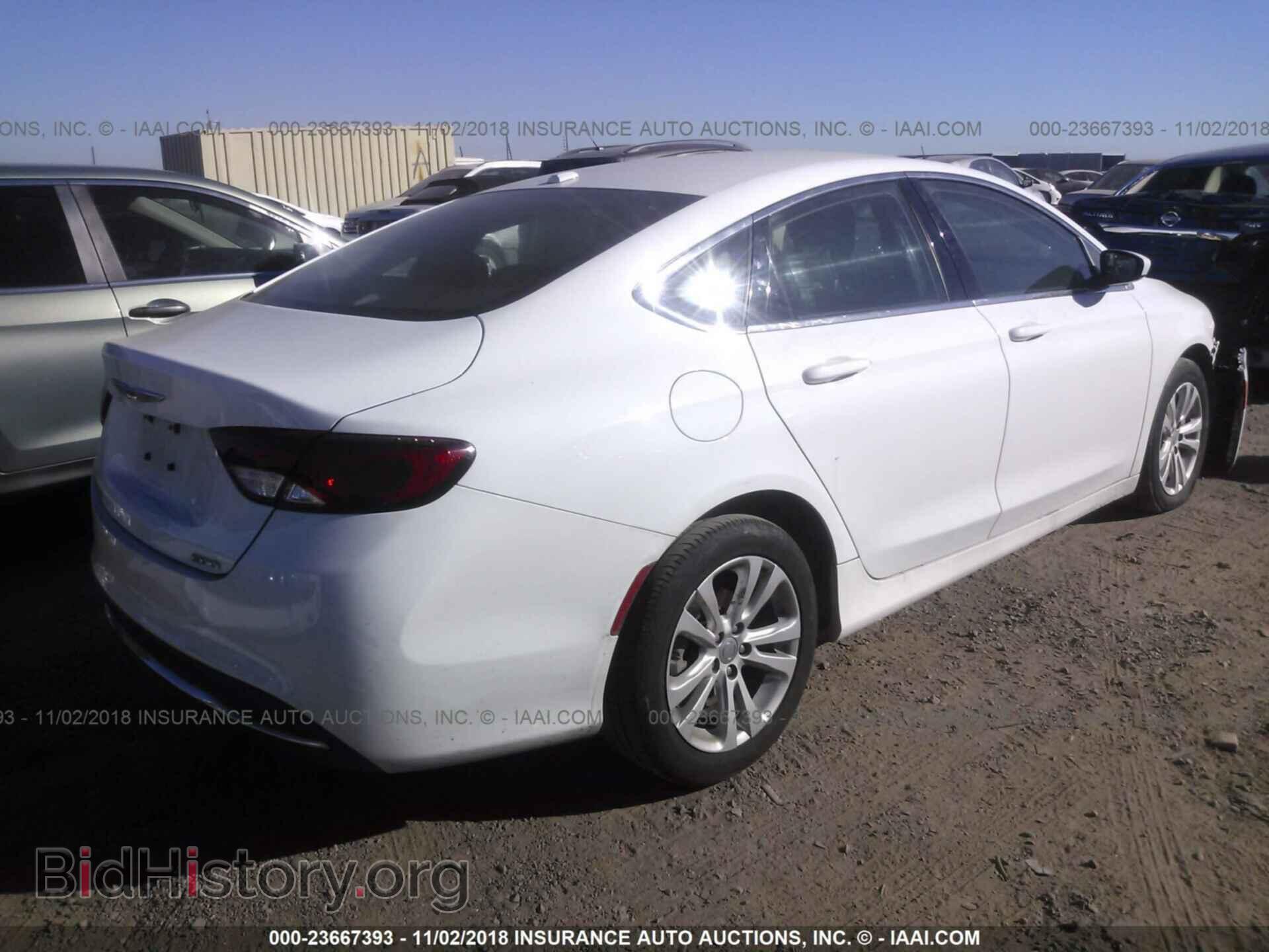 2015 Chrysler 200 - VIN: 1C3CCCAB8FN535745 - Photo 4