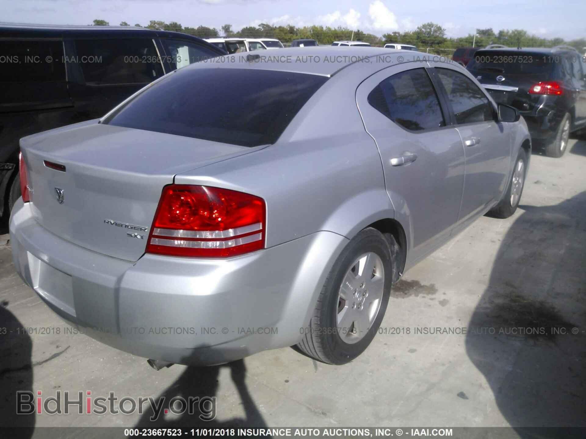 2010 DODGE AVENGER - VIN: 1B3CC4FB4AN124380 - Photo 4