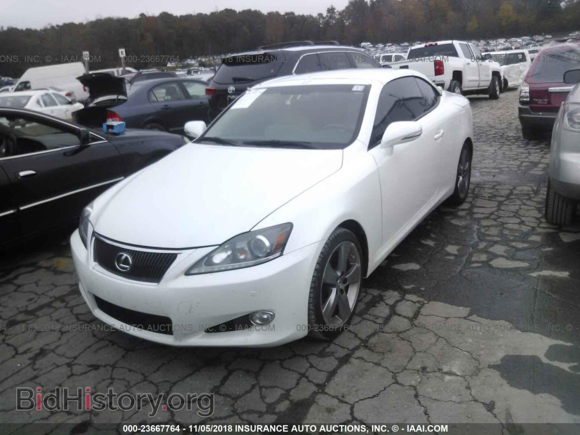 2011 LEXUS IS - VIN: JTHFF2C23B2518319 - Photo 2