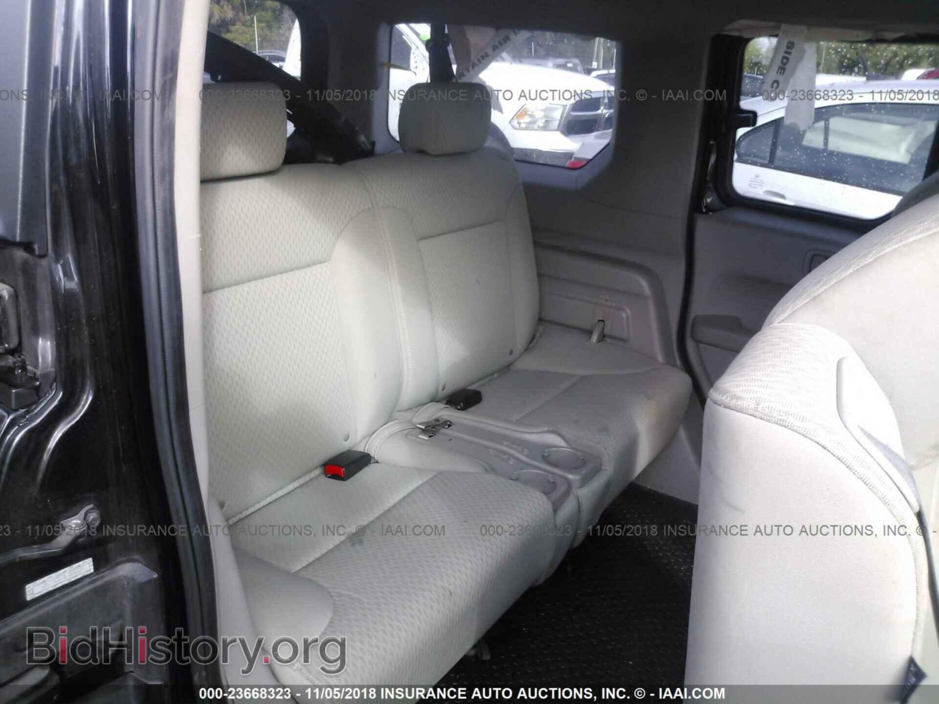 2011 Honda Element - VIN: 5J6YH1H36BL001228 - Фото 8