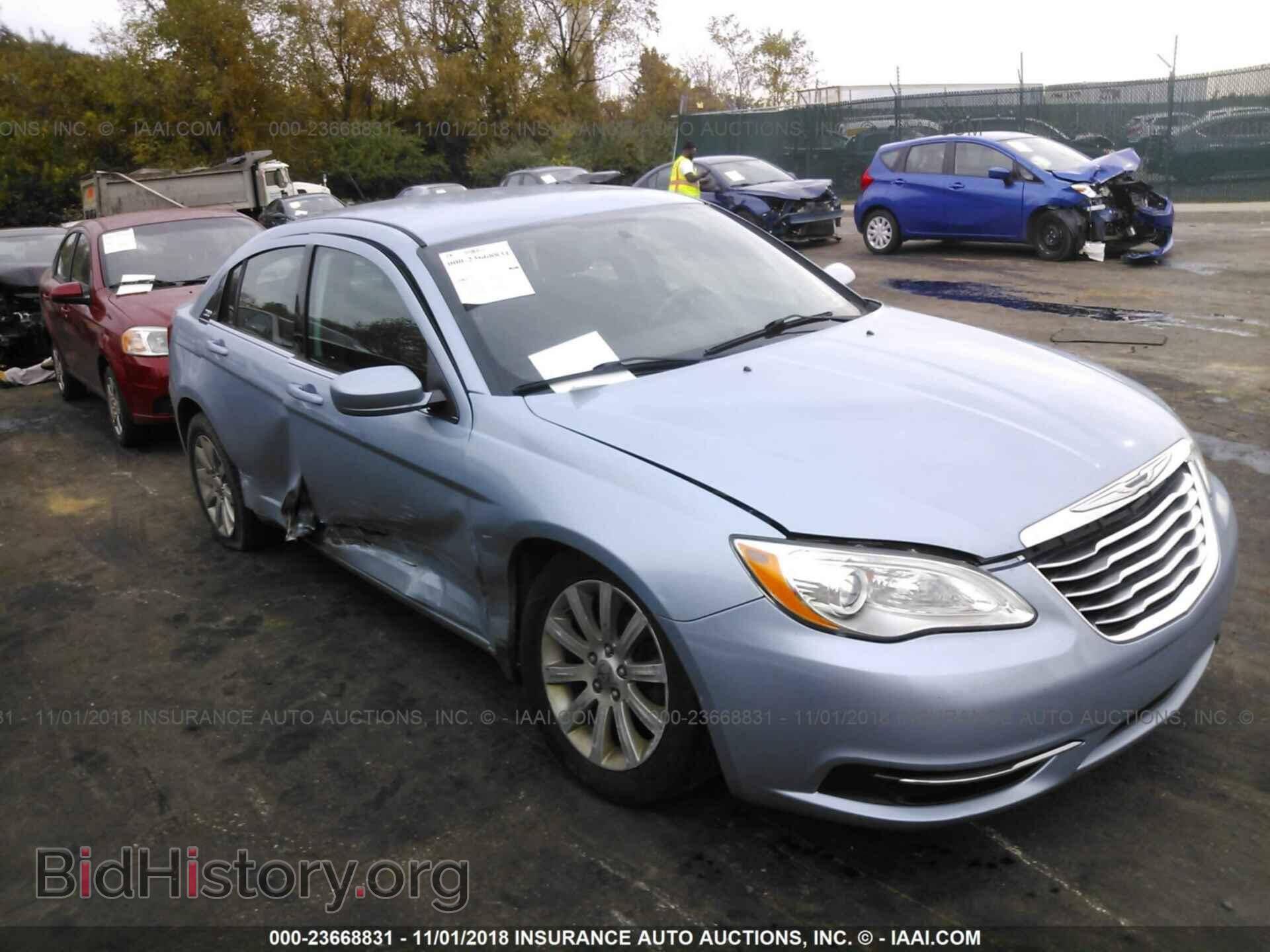 2013 Chrysler 200 - VIN: 1C3CCBBB7DN514083 - Photo 6