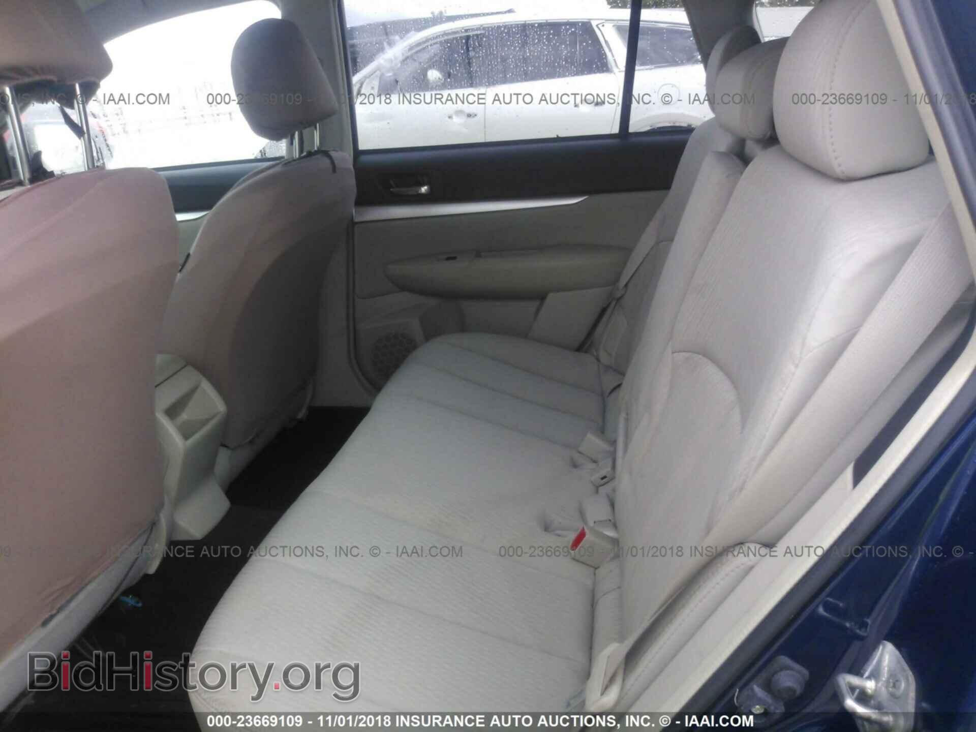 2011 Subaru Outback - VIN: 4S4BRBCC4B3364077 - Фото 8