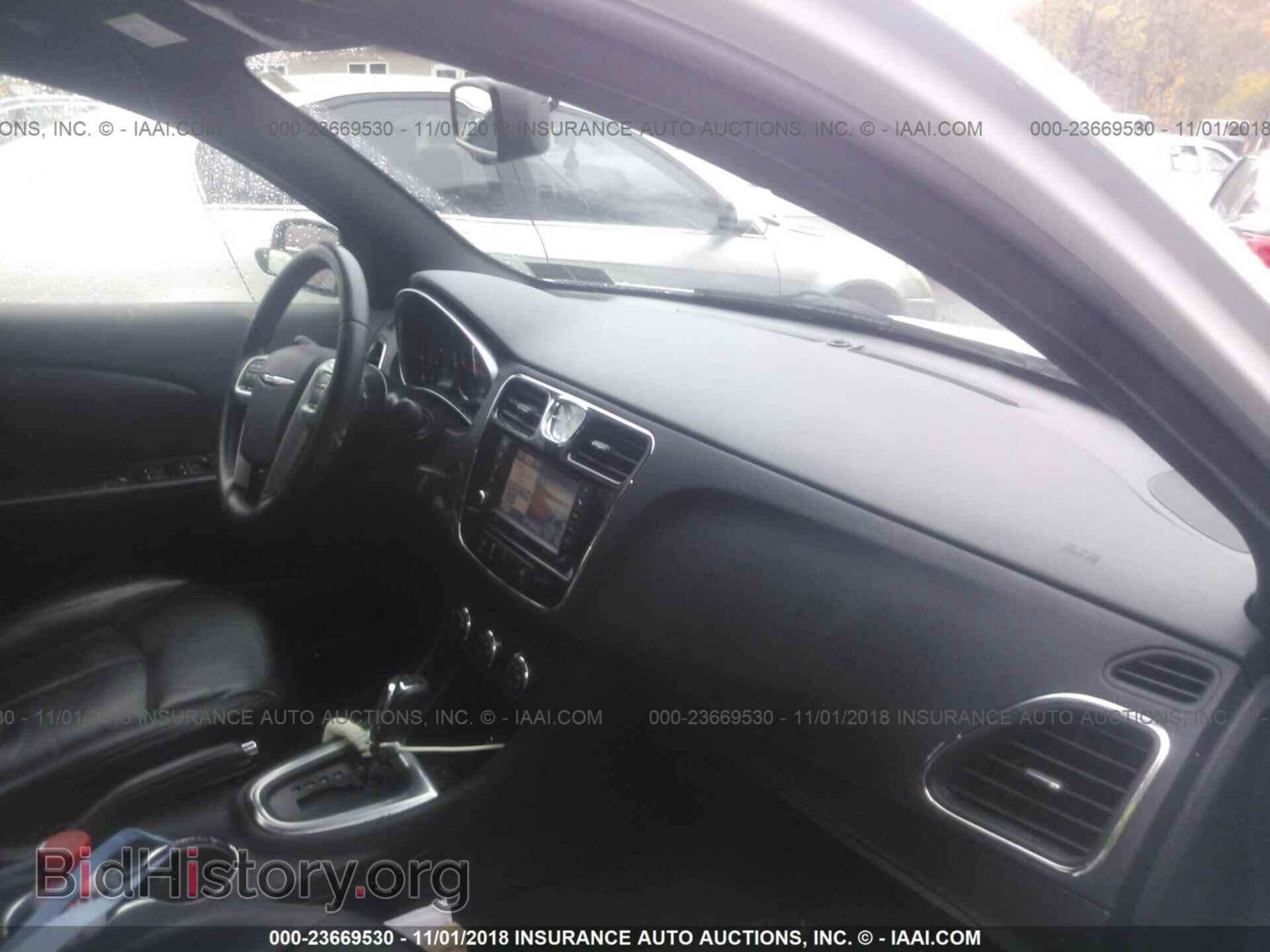 2012 CHRYSLER 200 - VIN: 1C3CCBCBXCN263864 - Фото 5